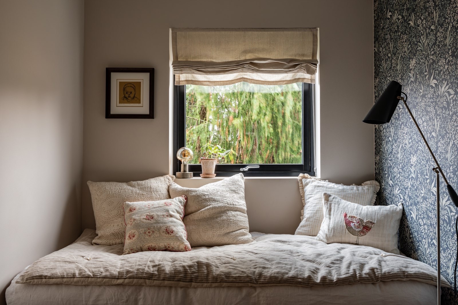 Utsynet mot trærne på utsiden er spesielt flott. Galleribilde