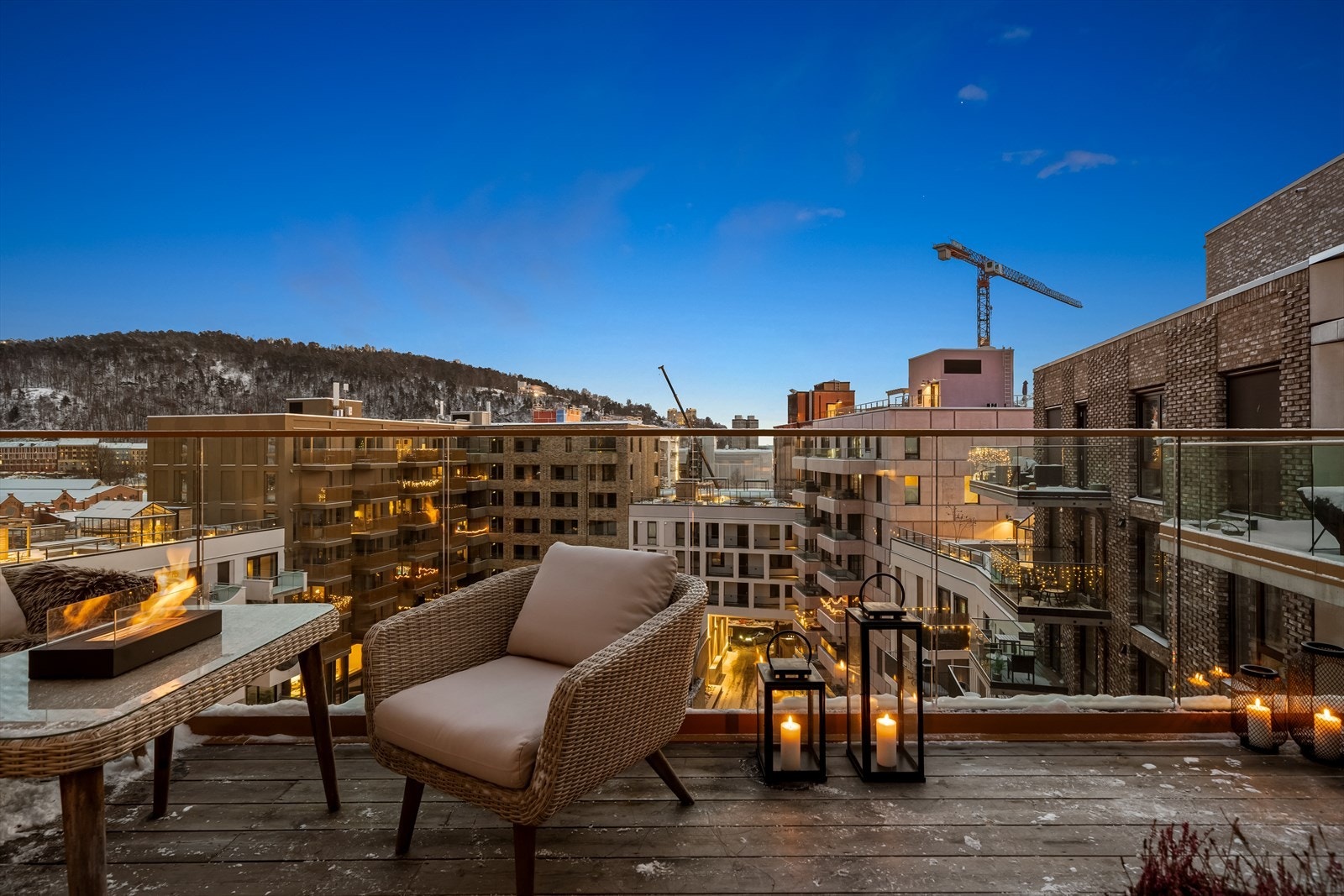 Her har man flott utsikt mot Ekebergåsen, Ekebergrestauranten og Kongshavn (Sjømannskolen). Galleribilde