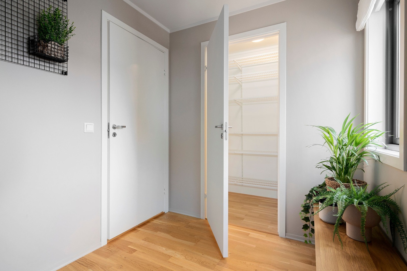 Rommet er av god størrelse og har egen, intern bod Galleribilde