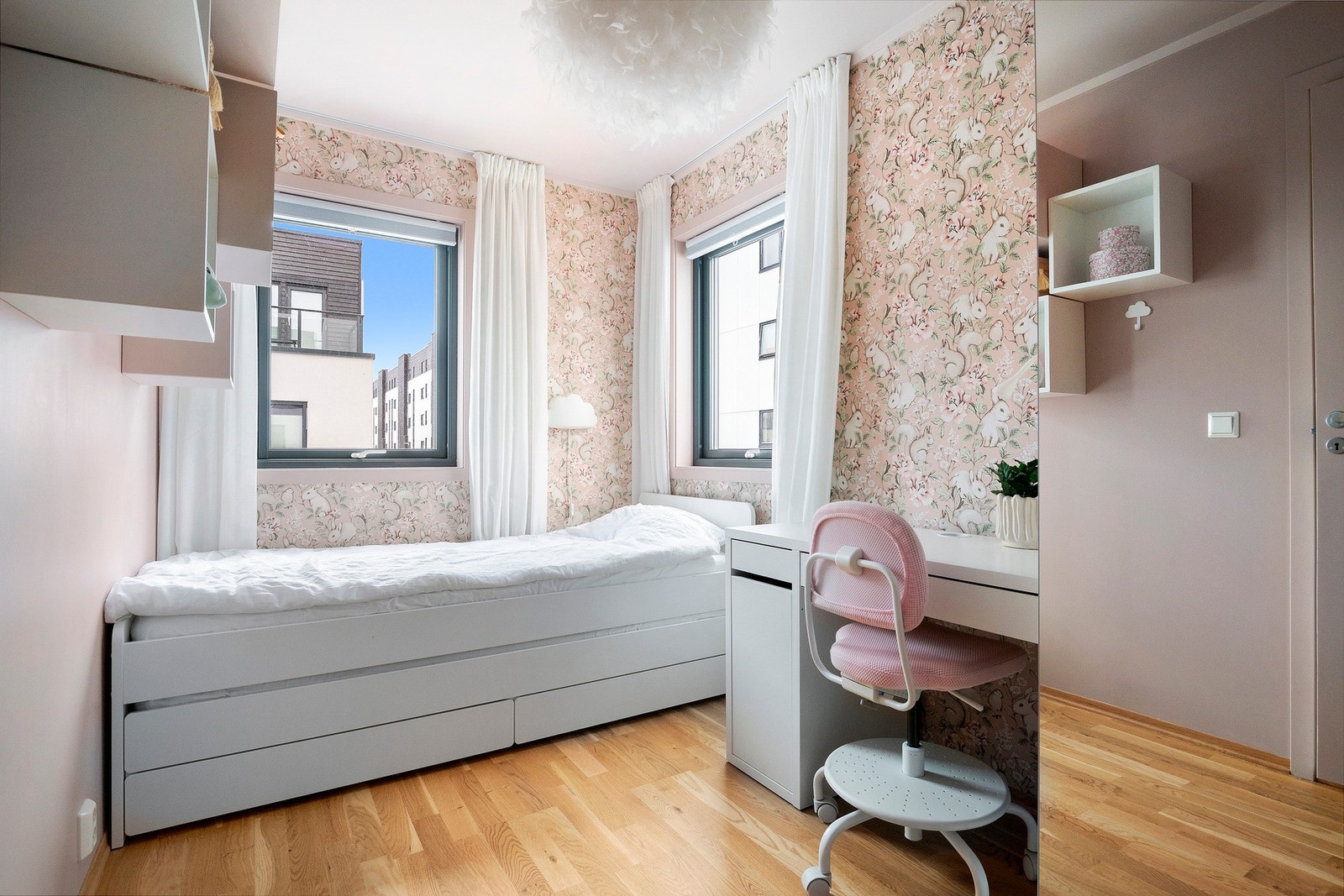 Soverom 2 er også av svært god størrelse Galleribilde