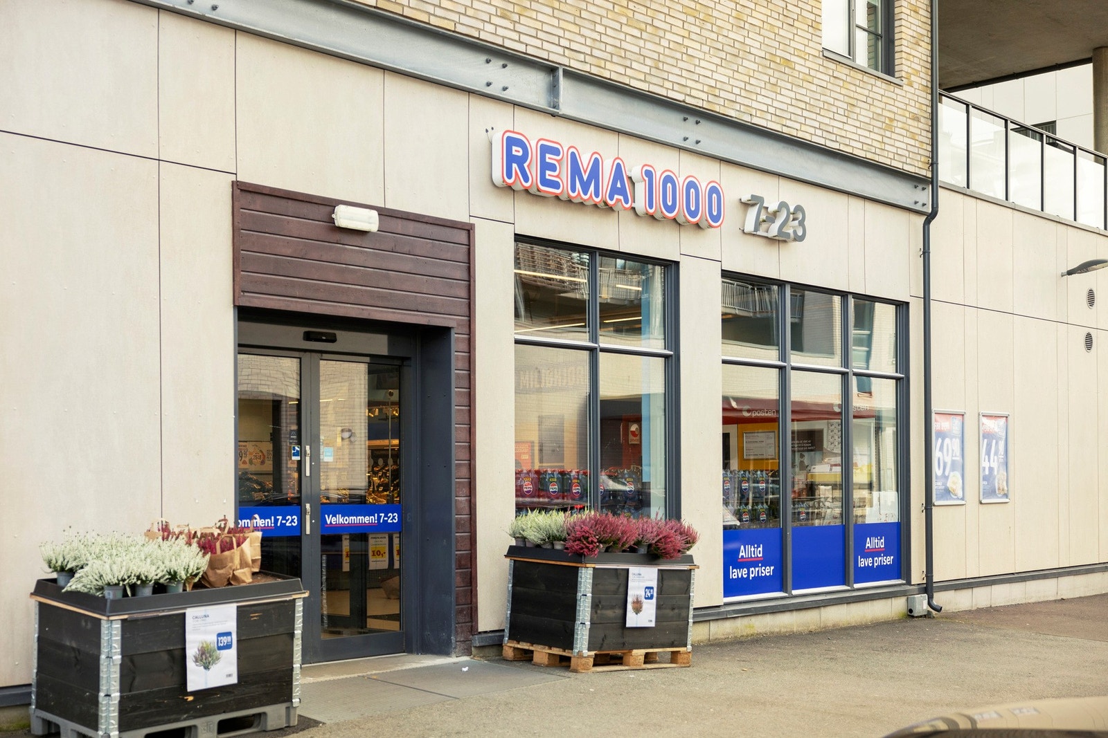 Flere dagligvarebutikker, Rema 1000 og Kiwi på Vøyenenga senter ligger i umiddelbar nærhet til boligen Galleribilde