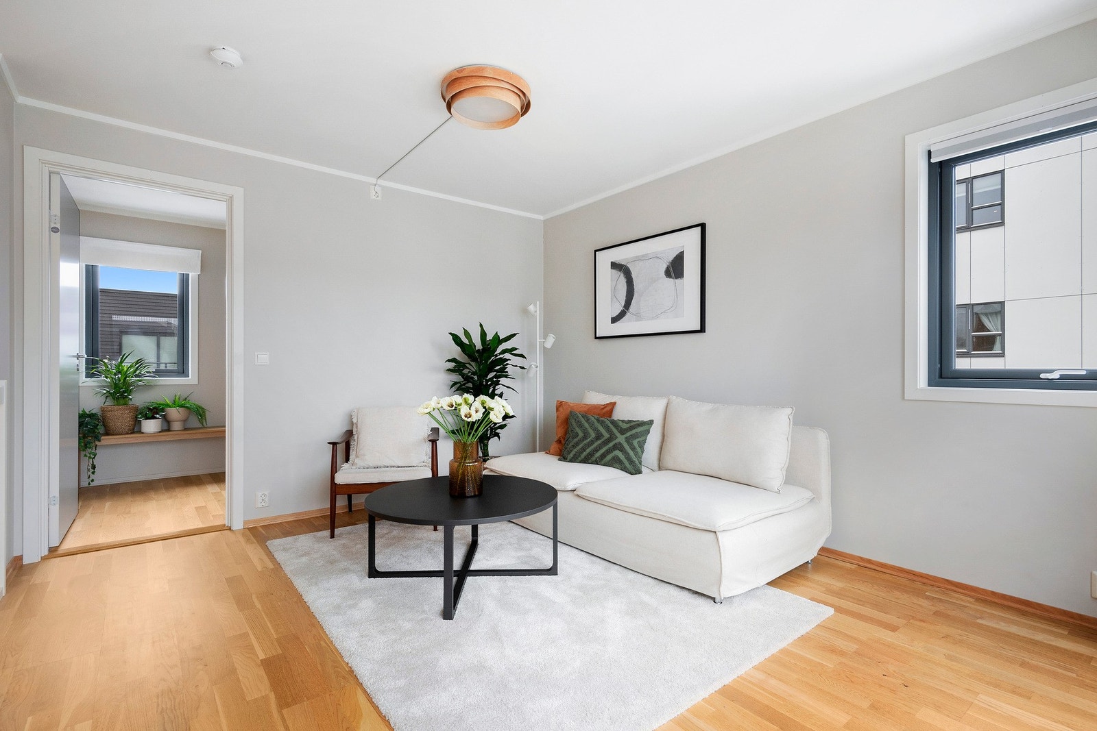 I 3. etasje finnes en romslig stue perfekt for barna eller de som ønsker å trekke seg litt tilbake Galleribilde