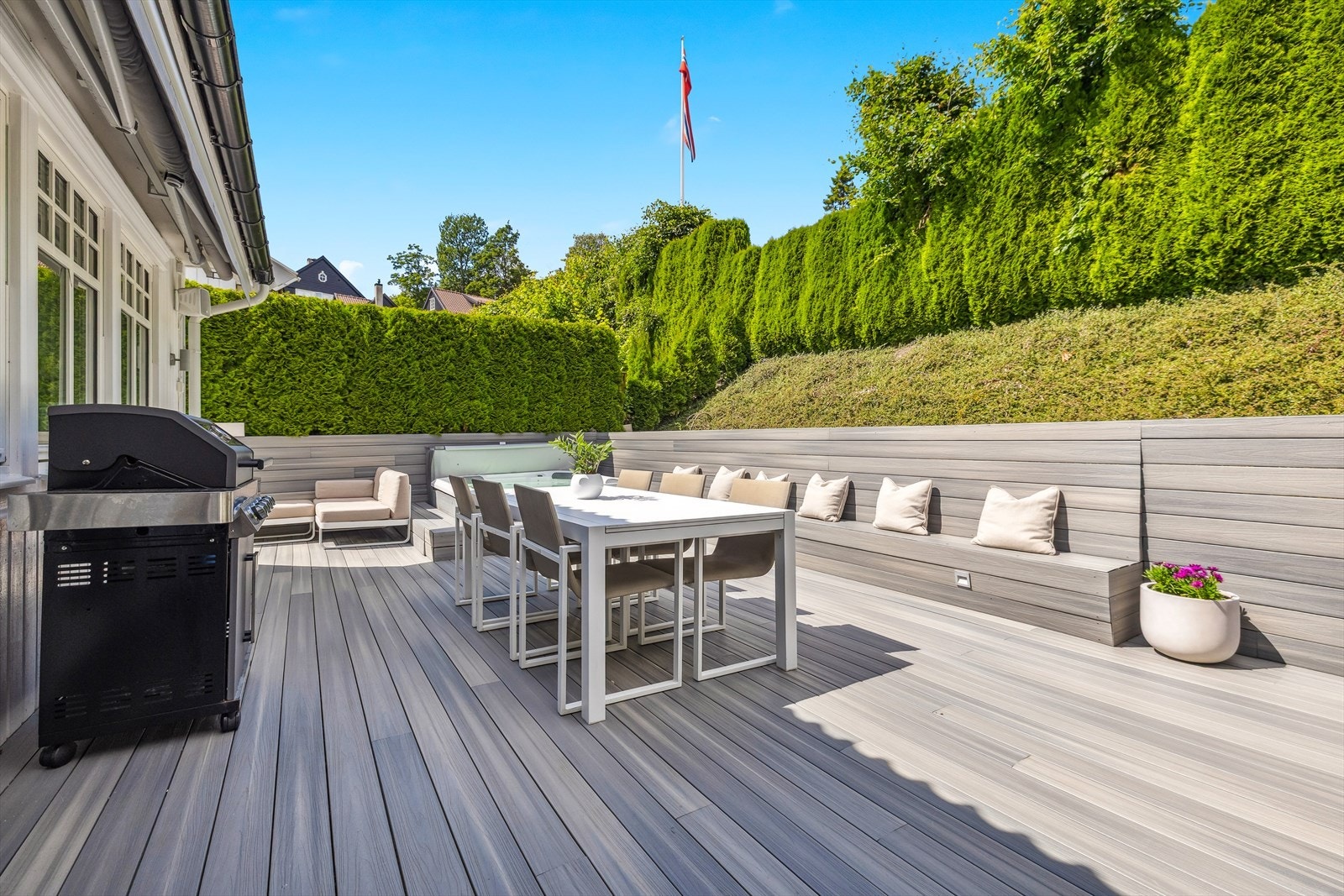 Terrasseplatting fra 2017 Galleribilde