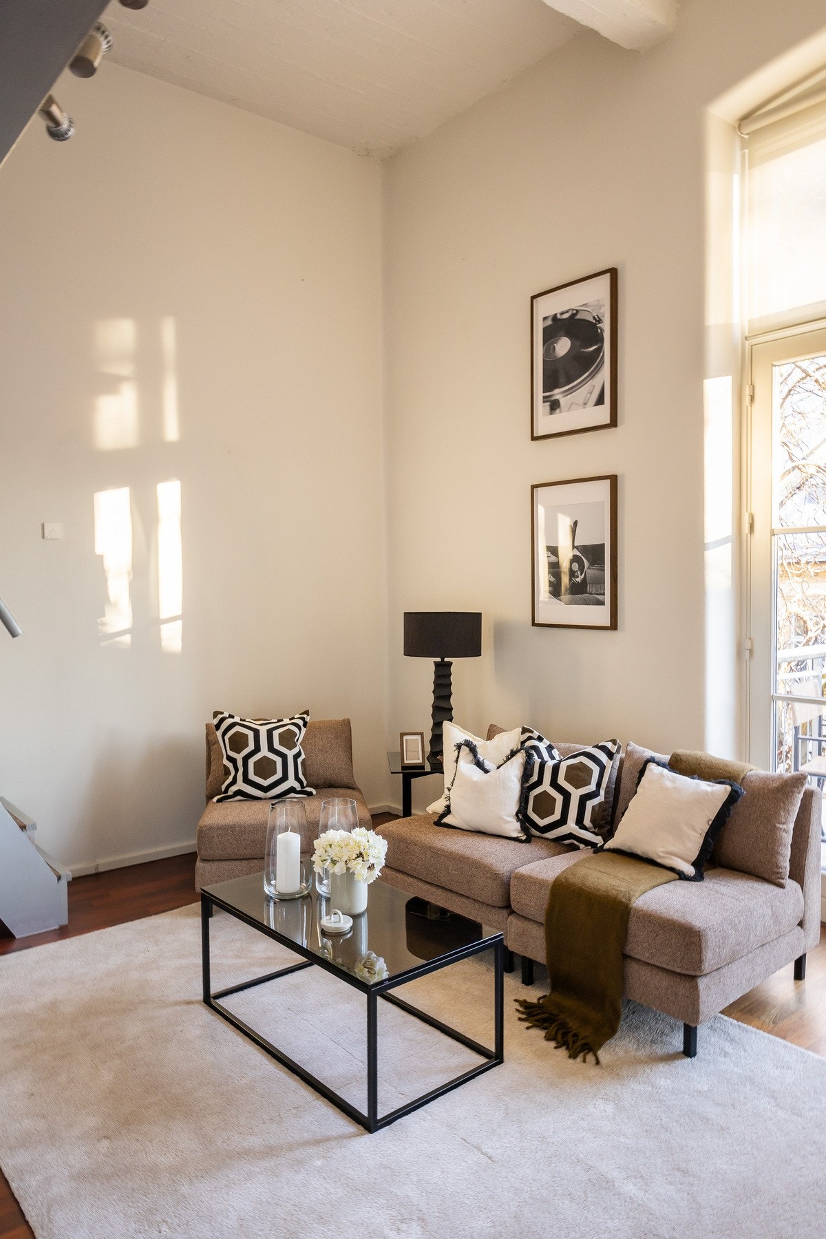 Herfra er det utgang til balkong på ca 9 m². Galleribilde