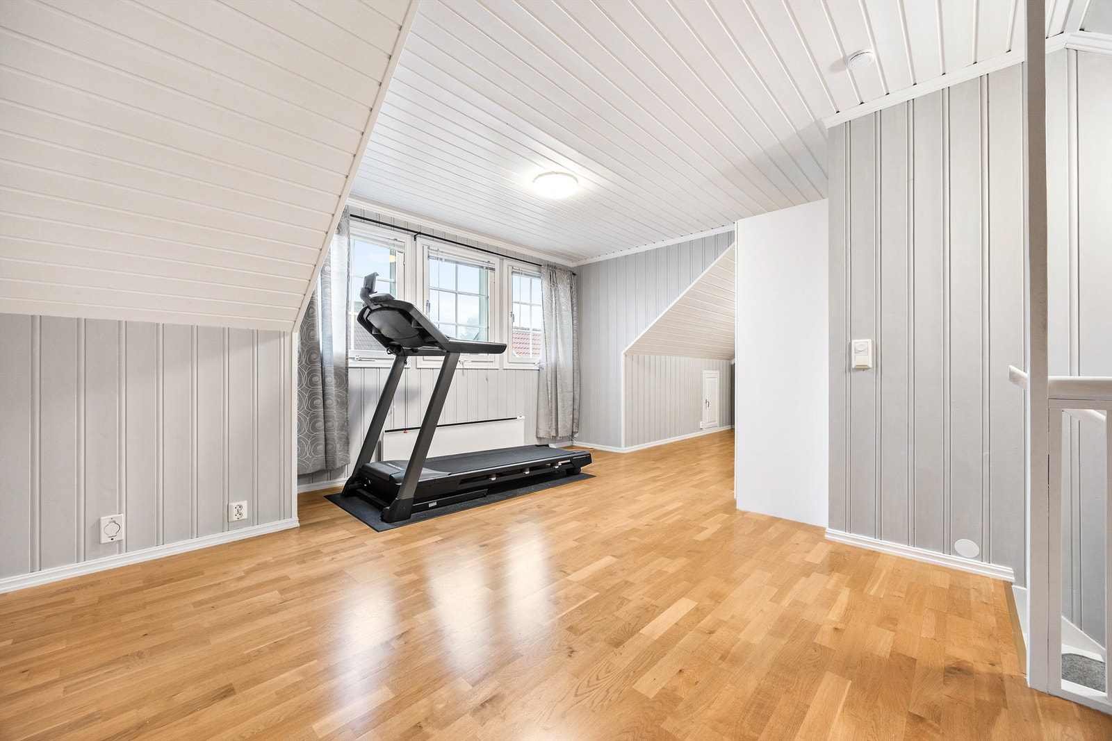 Loftstue med flere innredningsmuligheter Galleribilde