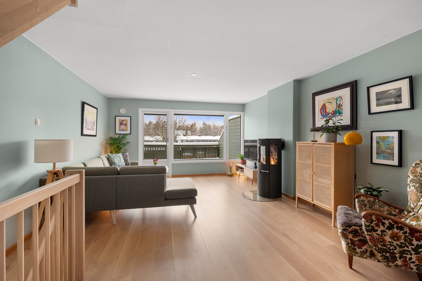 Utgang til vestvendt balkong på 14 kvm. Galleribilde