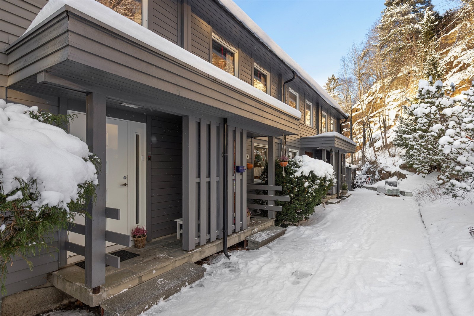 Fasade inngangsparti Galleribilde