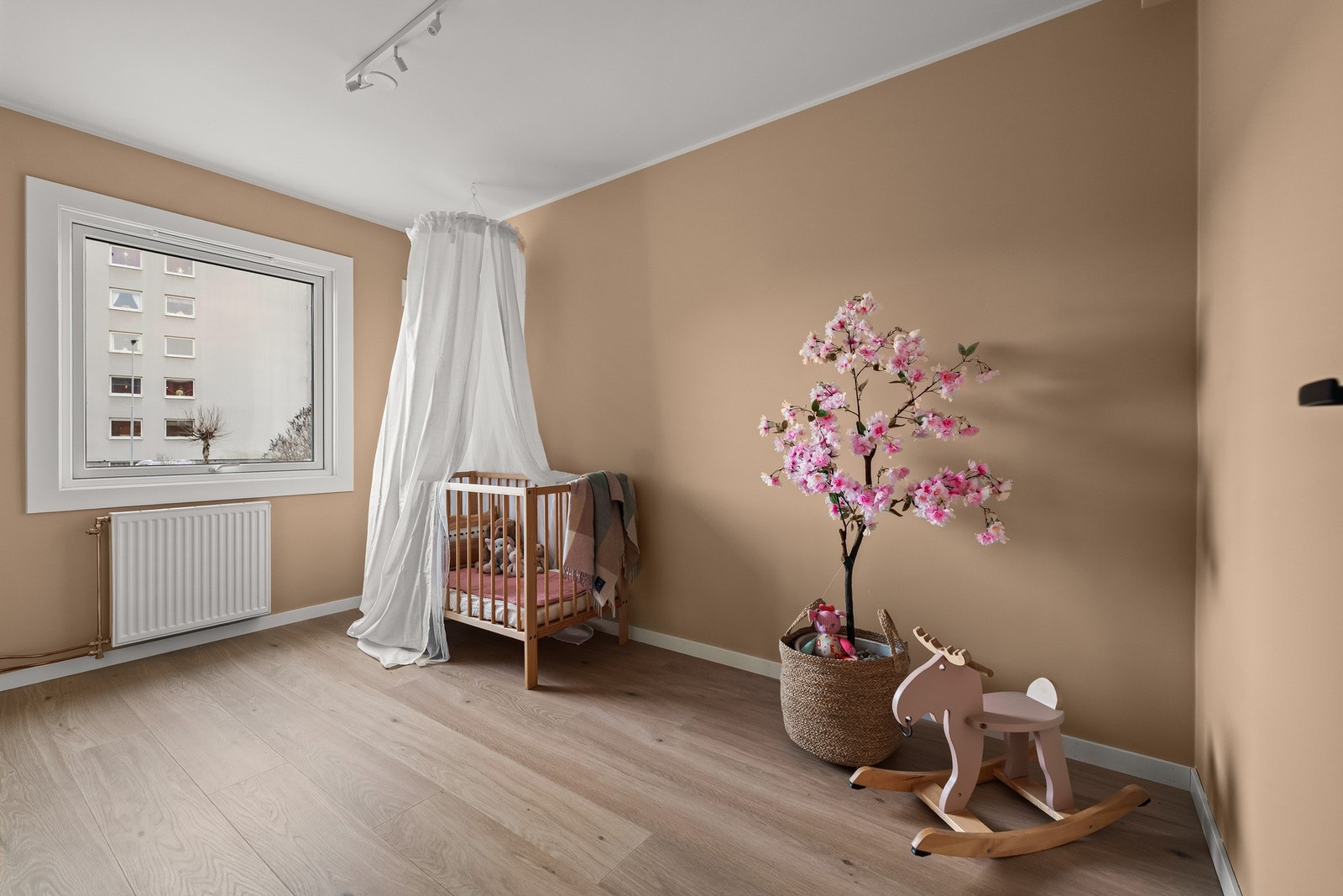 Soverom nr 2 passer ypperlig som barnerom, kontor eller hobbyrom. Galleribilde