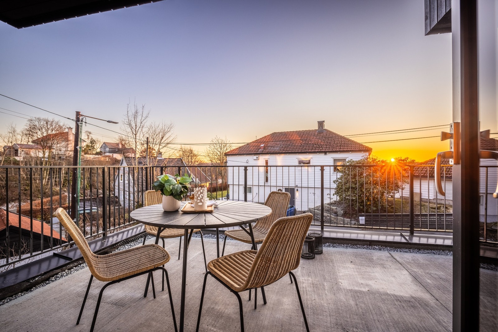 To store terrasser og privat hageareal. Galleribilde