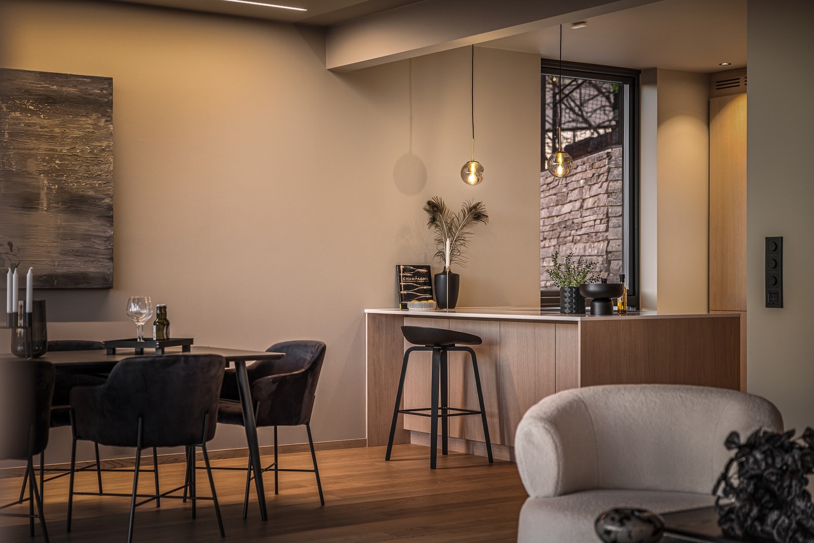 Elegant bardiskløsning for enklere måltid. Galleribilde