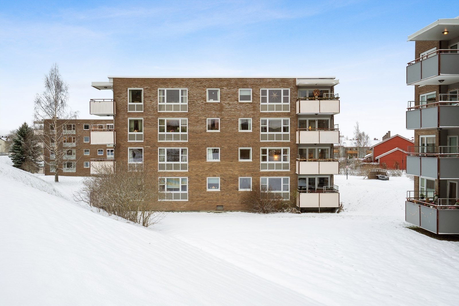 Leiligheten har en attraktiv og sentral beliggenhet på Moholt, med nærhet til alt du trenger i hverdagen. Galleribilde