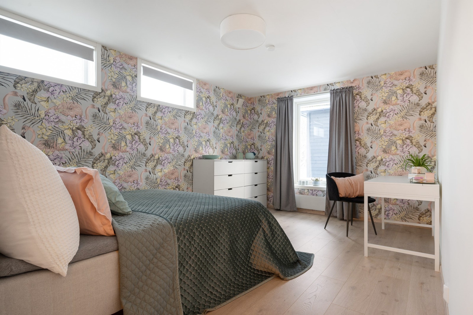 Soverom V Galleribilde