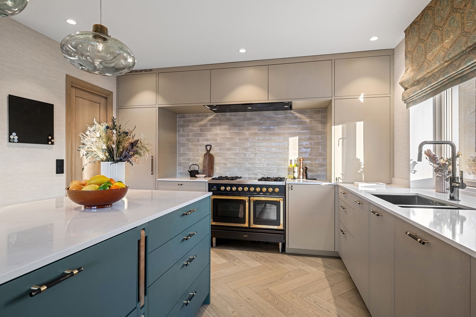 Lekkert armatur i black chrome fra Tapwell Galleribilde