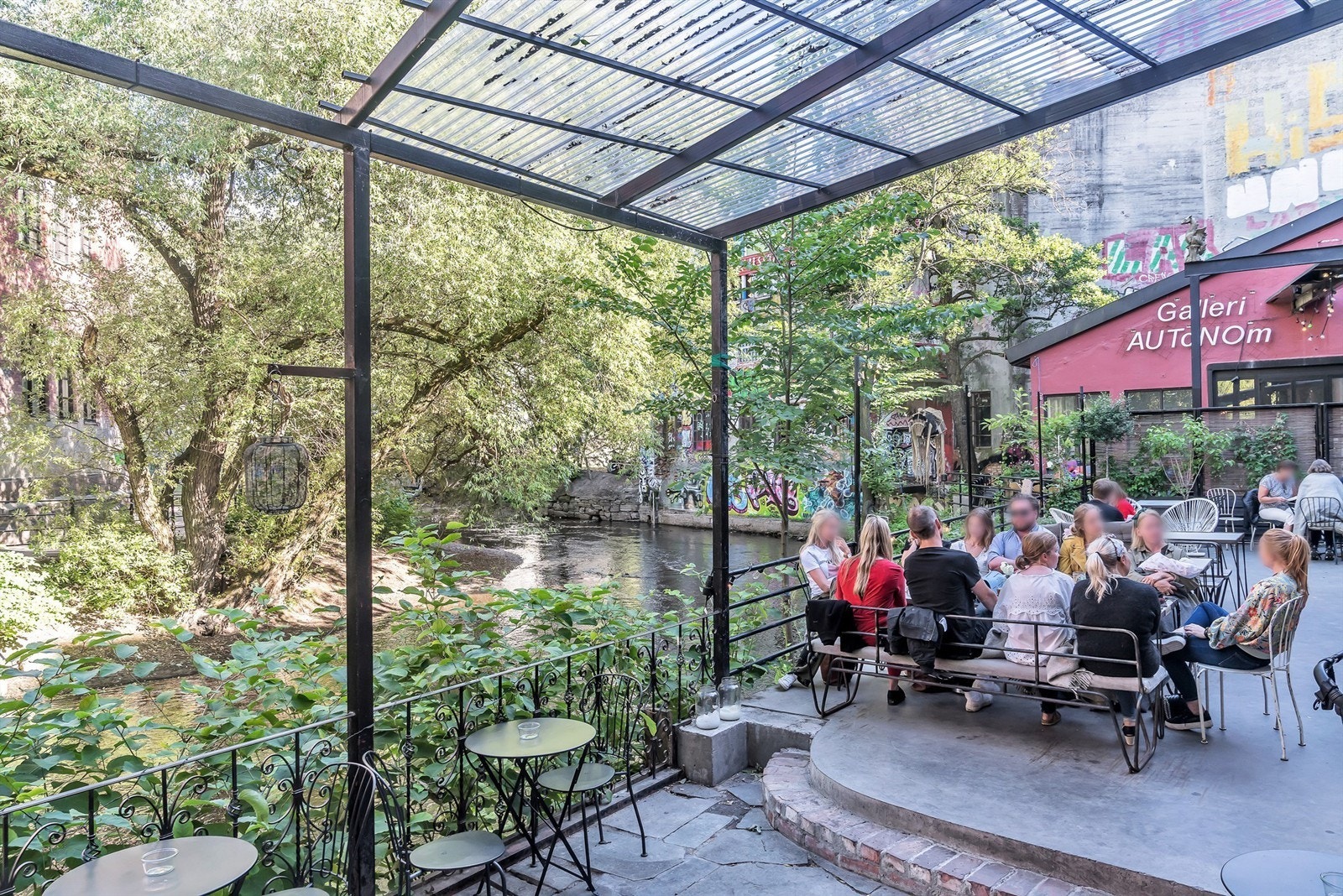 Kort vei til kultur, her fra området Blå - Ingensteds. Galleribilde