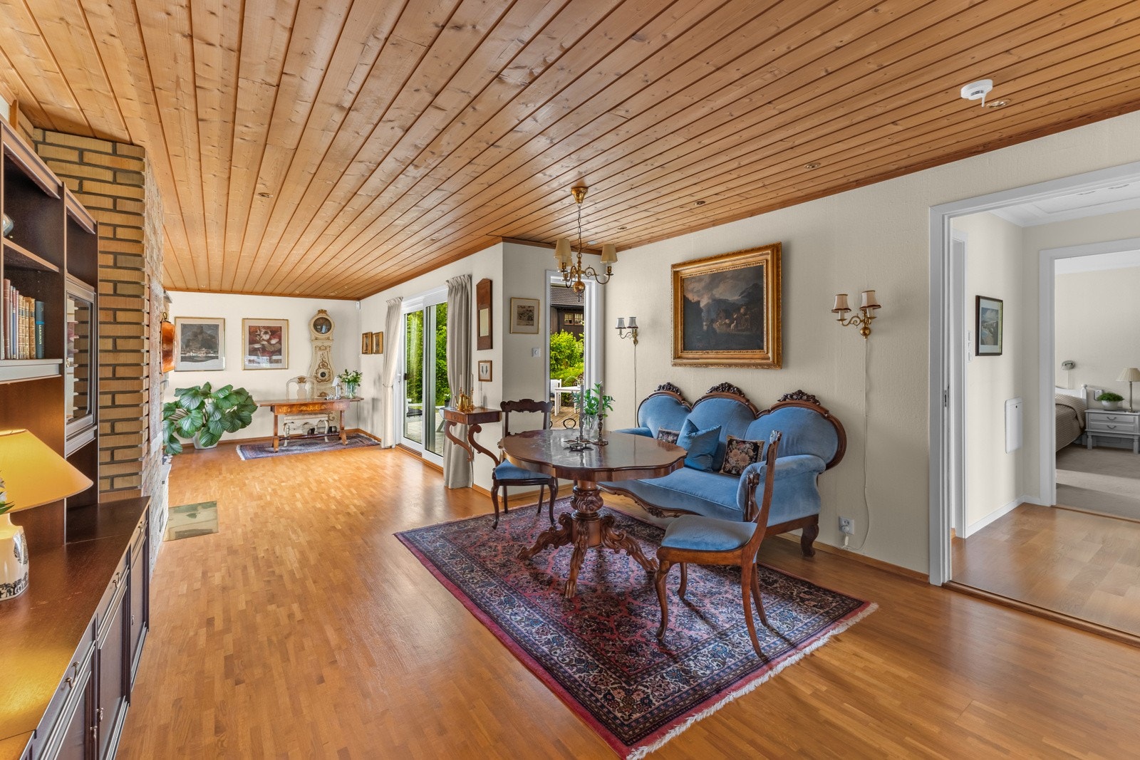 Stuen tilbyr flere soner som kan tilpasses etter behov Galleribilde