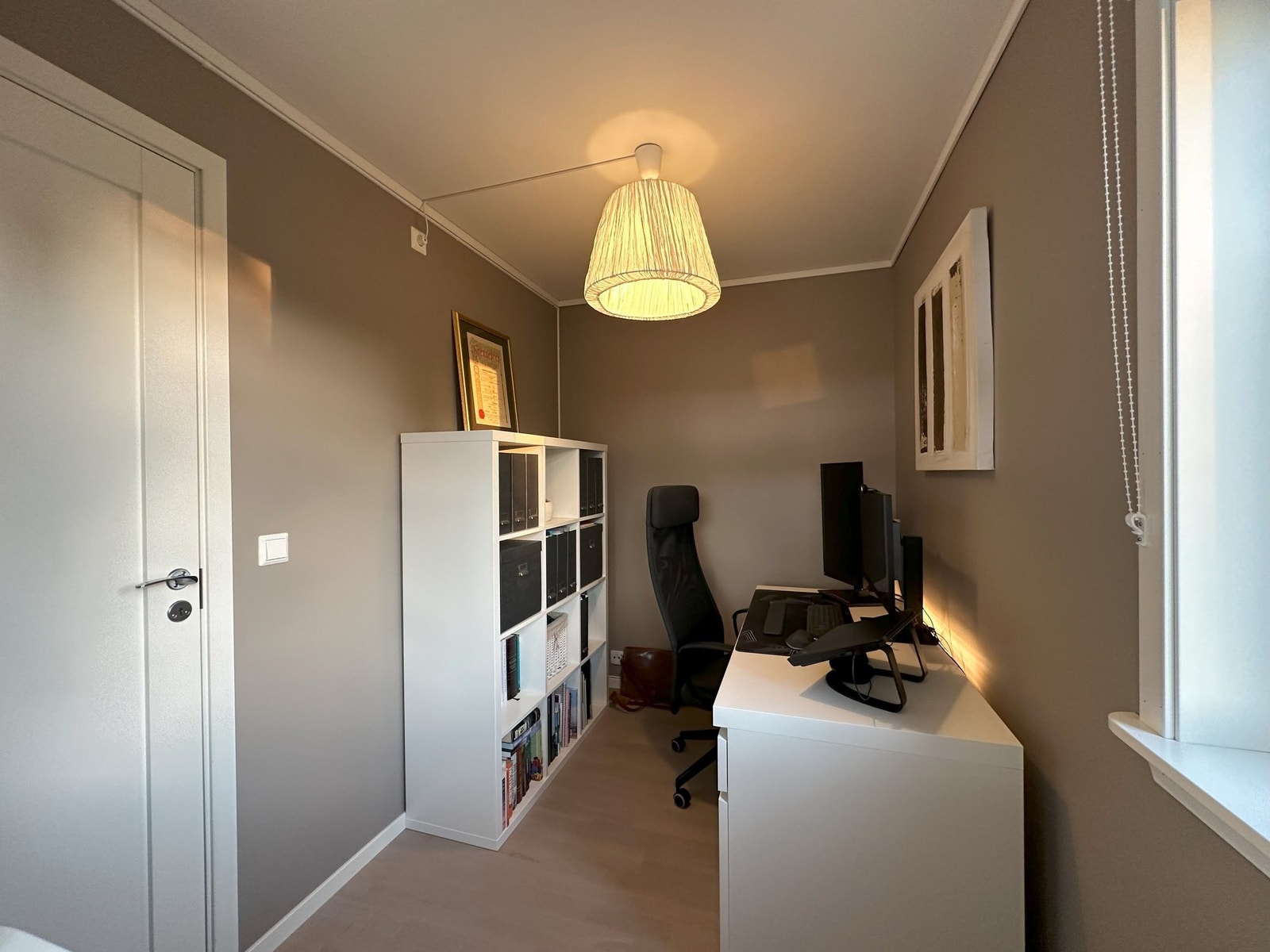 Soverom 3/Kontor - hovedetasje Galleribilde