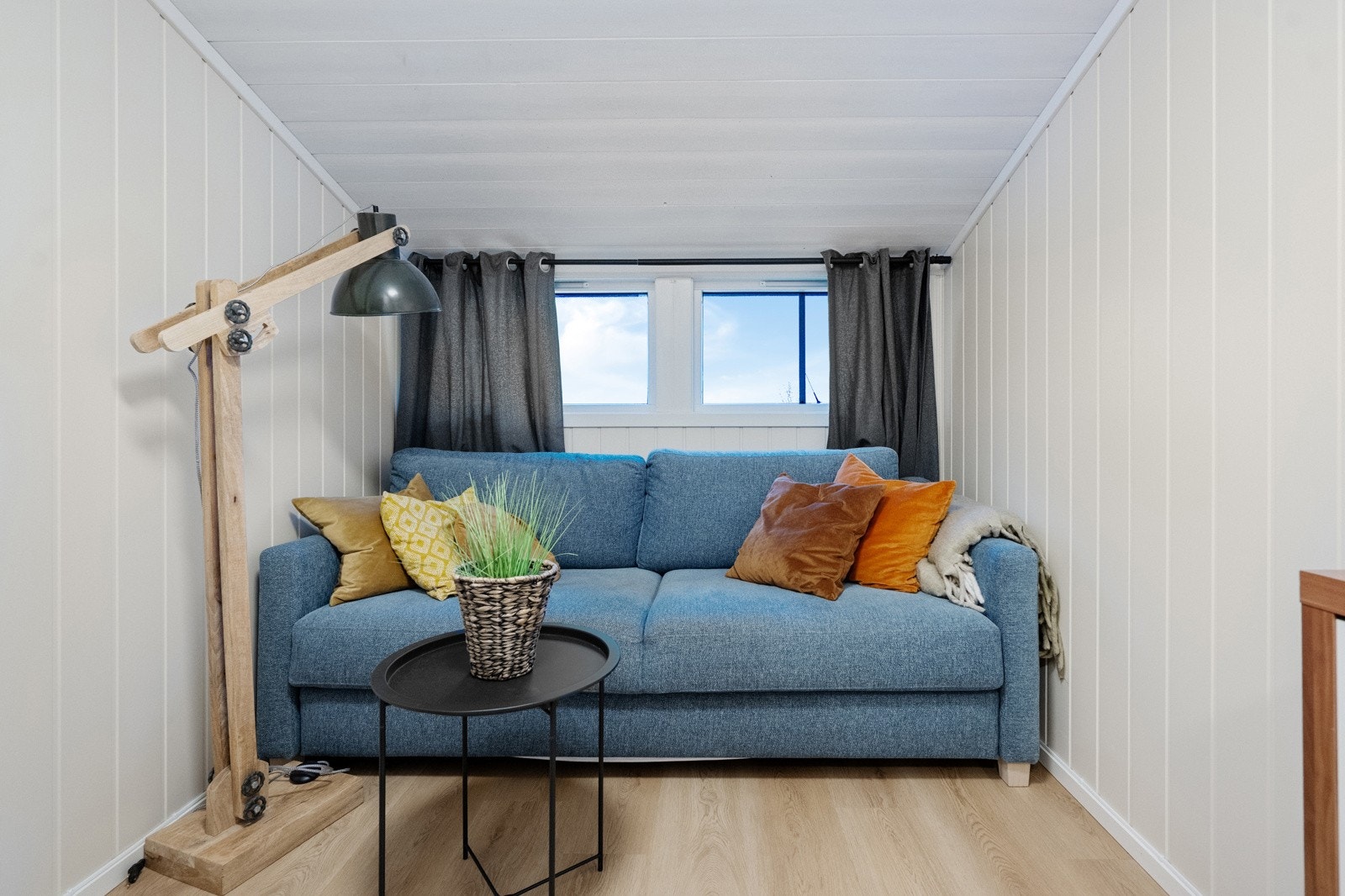 Soverom i 1.etg fungerer også som en ekstra stue. Galleribilde