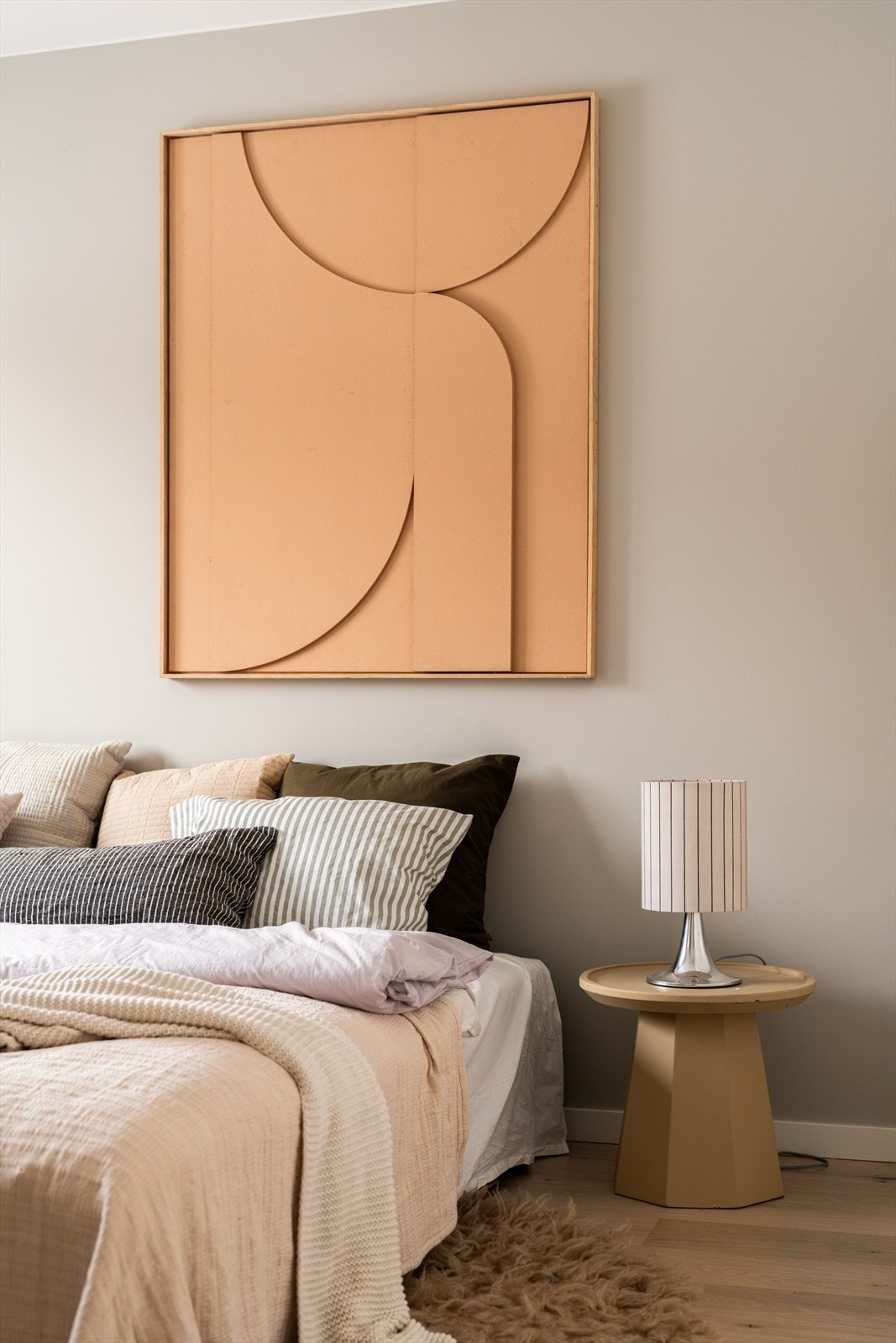 På hovedsoverommet er det gått for den lune farge "washed linen" Galleribilde