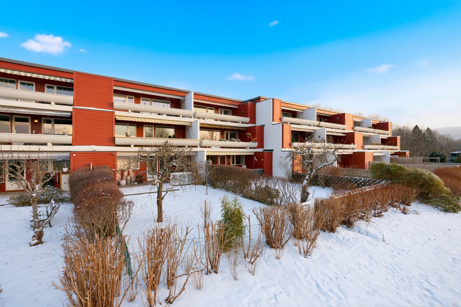 Velkommen til Bakerstien 9 - Presentert av Kenneth Eckmann v/ EIE Eiendomsmegling Bærum. Foto: Anders Kjøndal v/Luxe AS Galleribilde