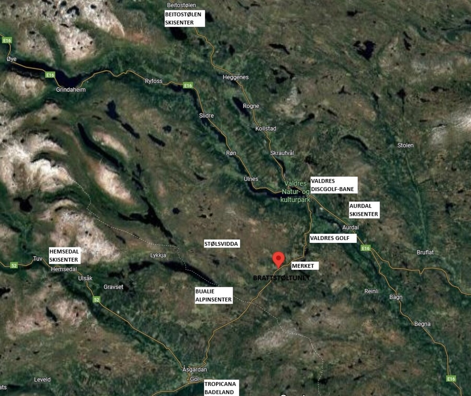 Brattstøltunet (markert med rød markør) ligger sentralt med en rekke muligheter innenfor en liten kjøretur. Galleribilde