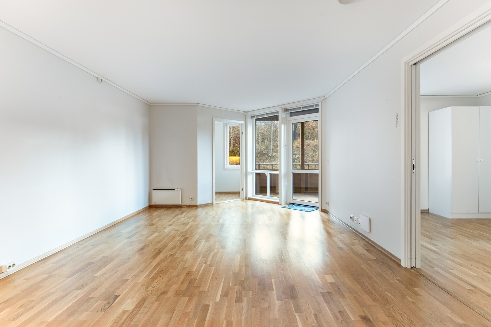 Fra stue er det adkomst til hovedsoverom, samt lite gjesterom Galleribilde