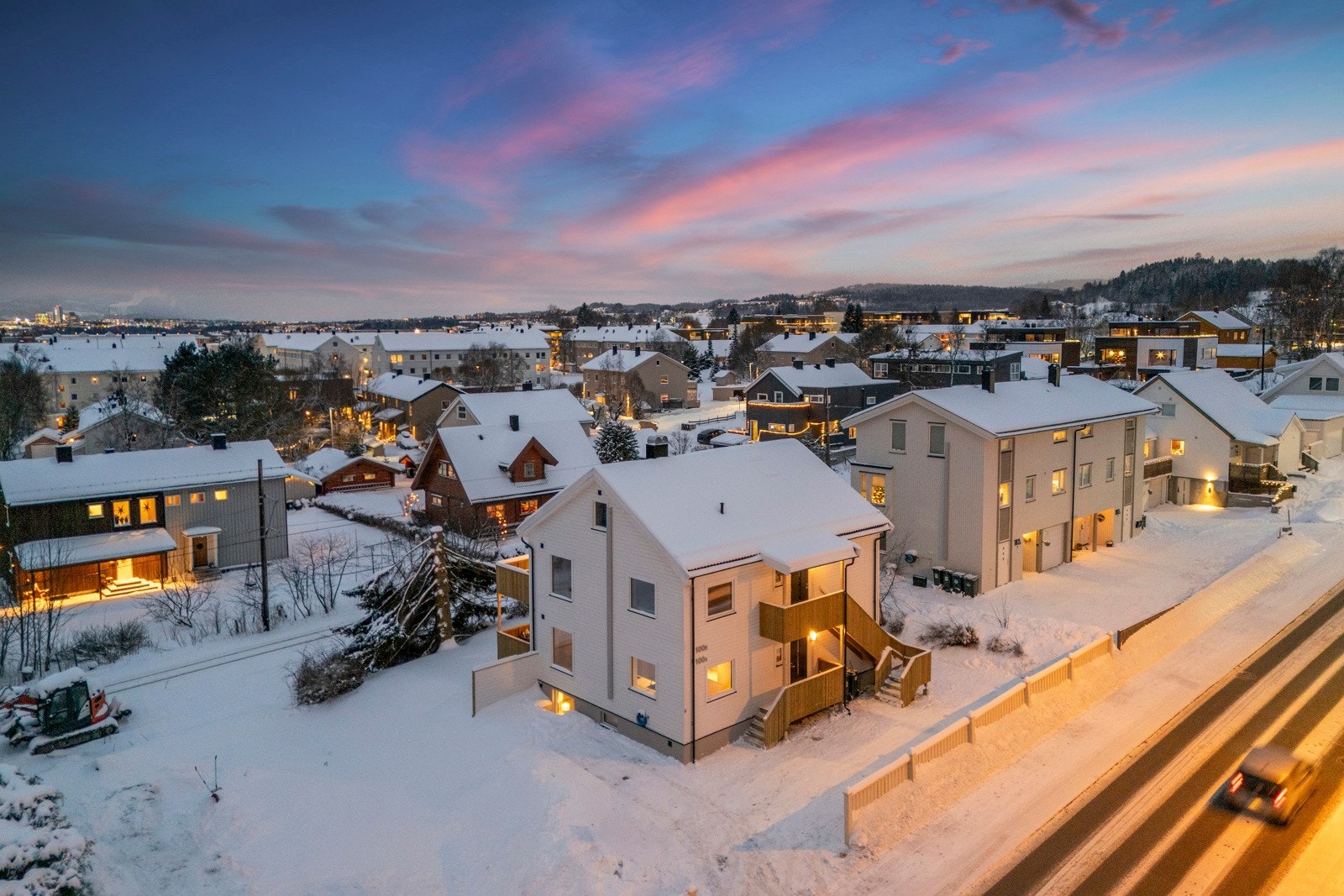 Proaktiv Eiendomsmegling ved Kristoffer Menne har den store gleden av å presentere Bøckmans veg 100A! Galleribilde