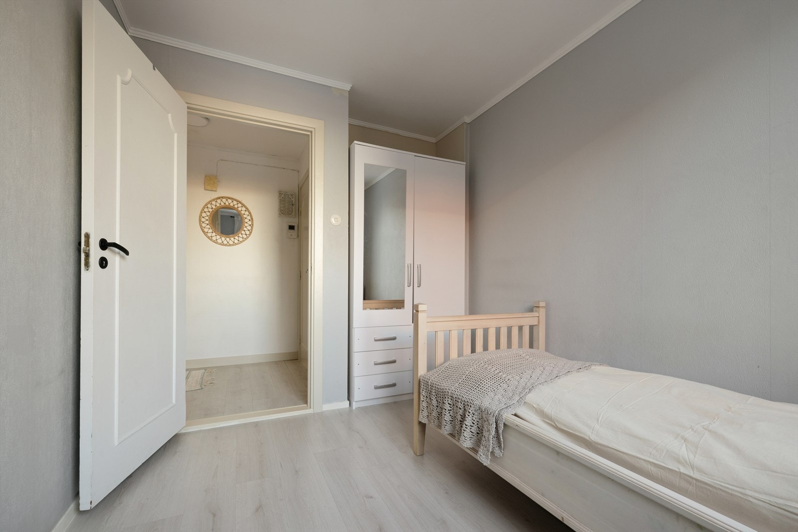 De to øvrige soverommene har også garderobe. Galleribilde