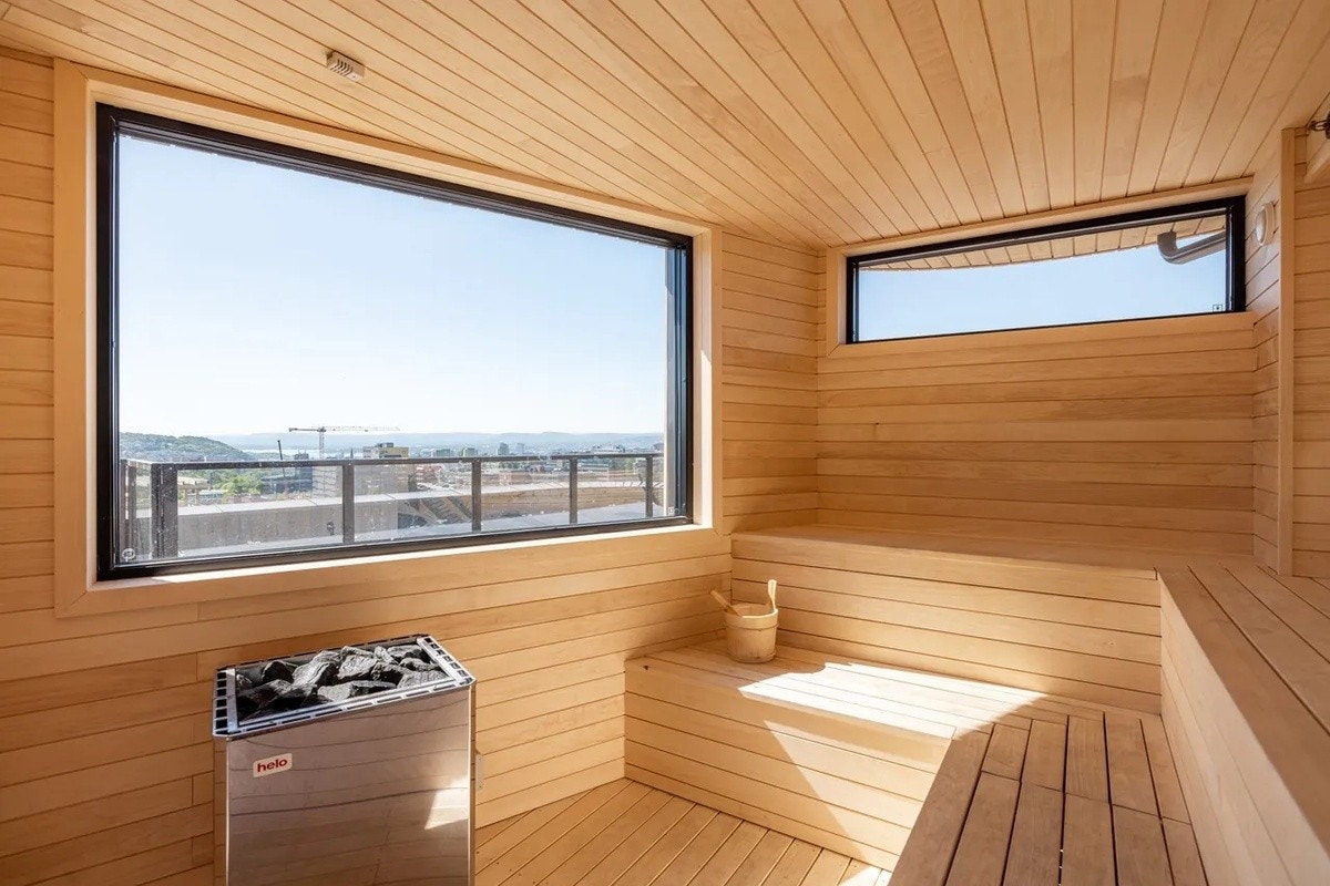 Badstue på takterrassen med utsikt over Oslo Galleribilde