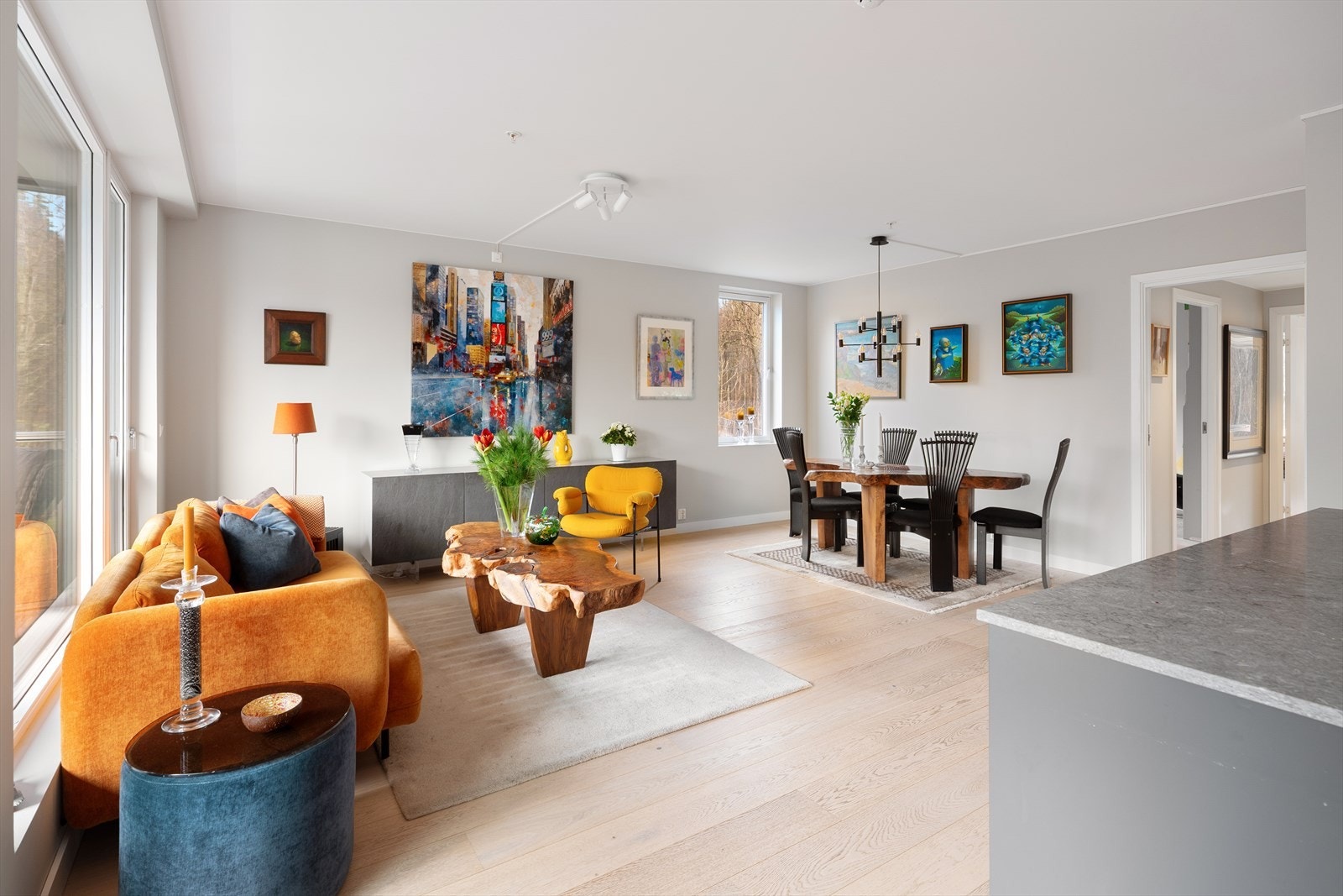 Flott & moderne endeleilighet i 4 etasje. Galleribilde