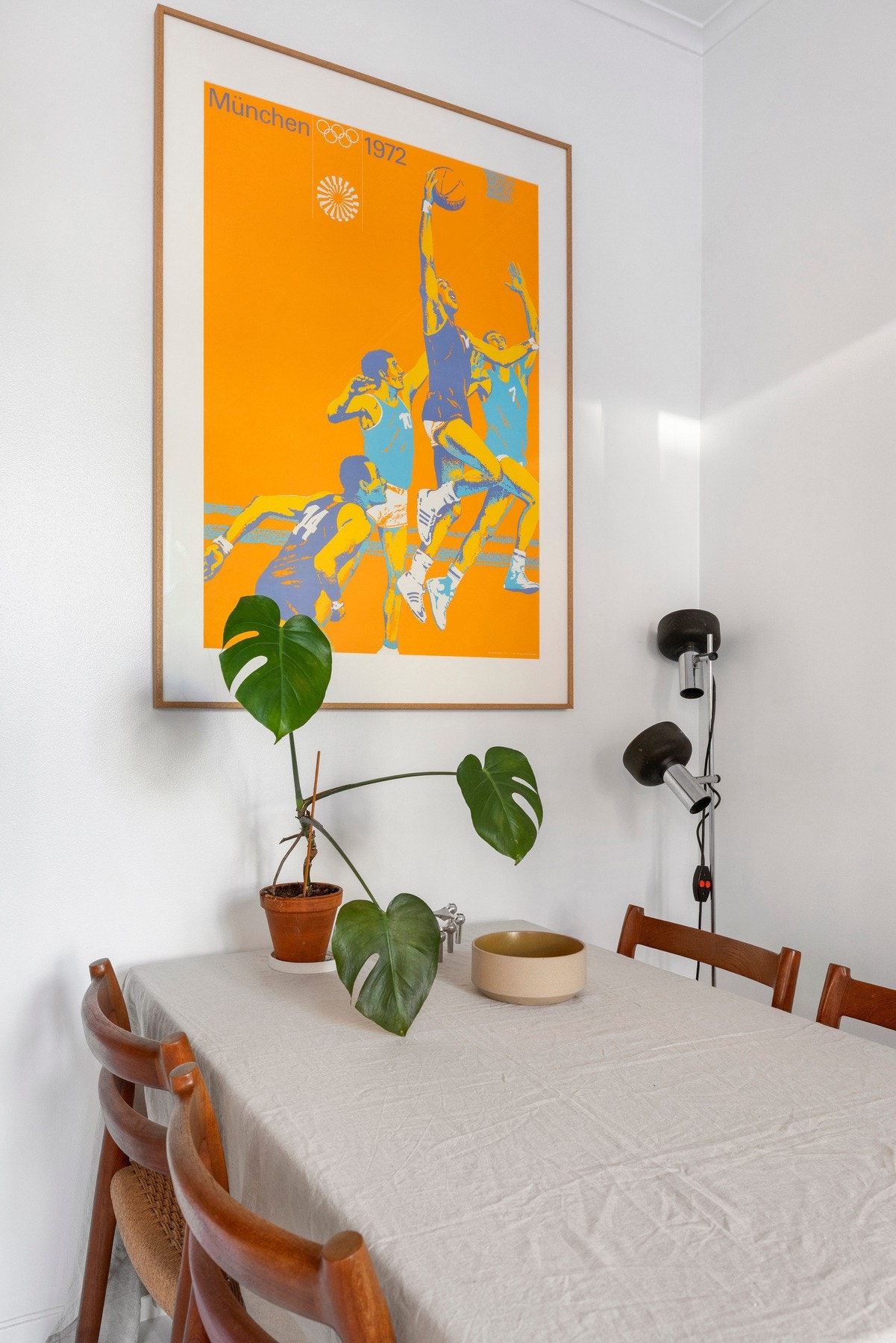 Med denne utformingen får man både plass til spisebord og sofagruppe. Galleribilde