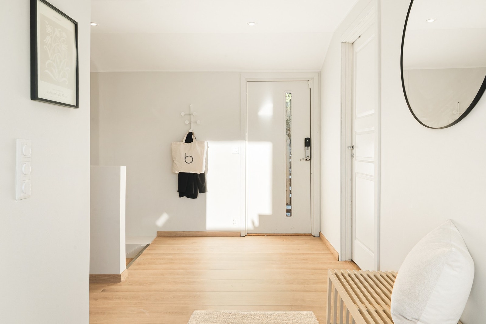 Badet ligger på høyre side av inngangsdøren. Galleribilde