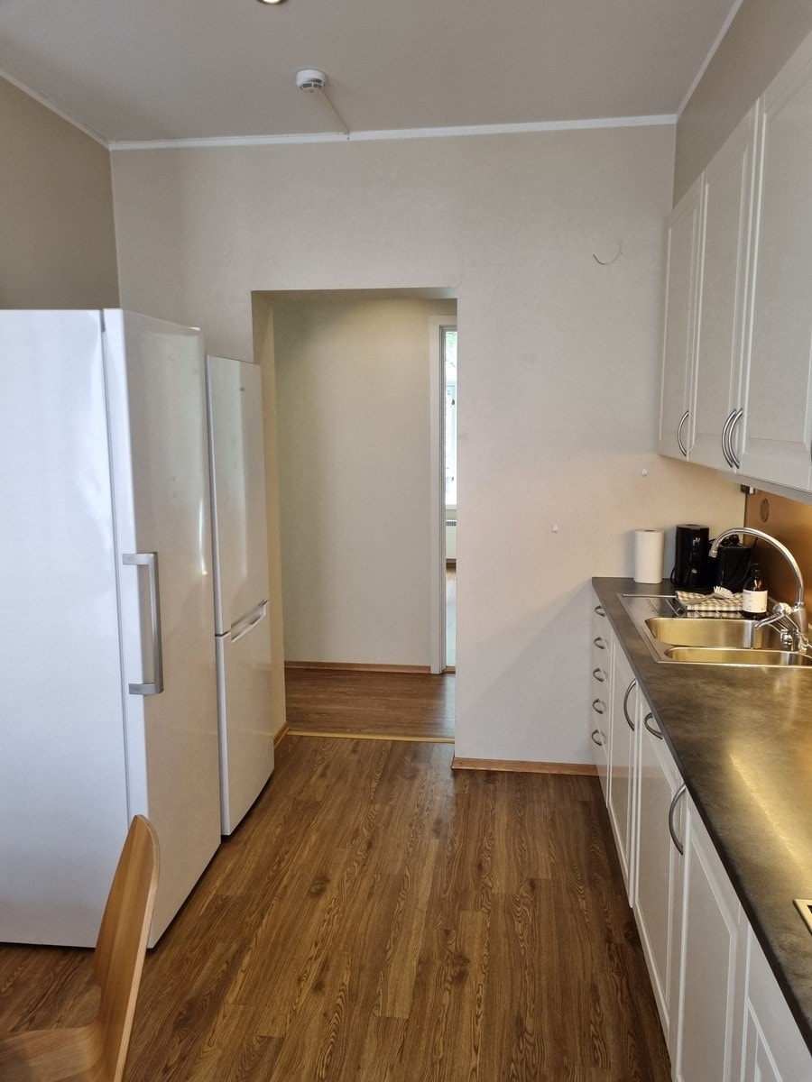 Romslig oppbevaring Galleribilde