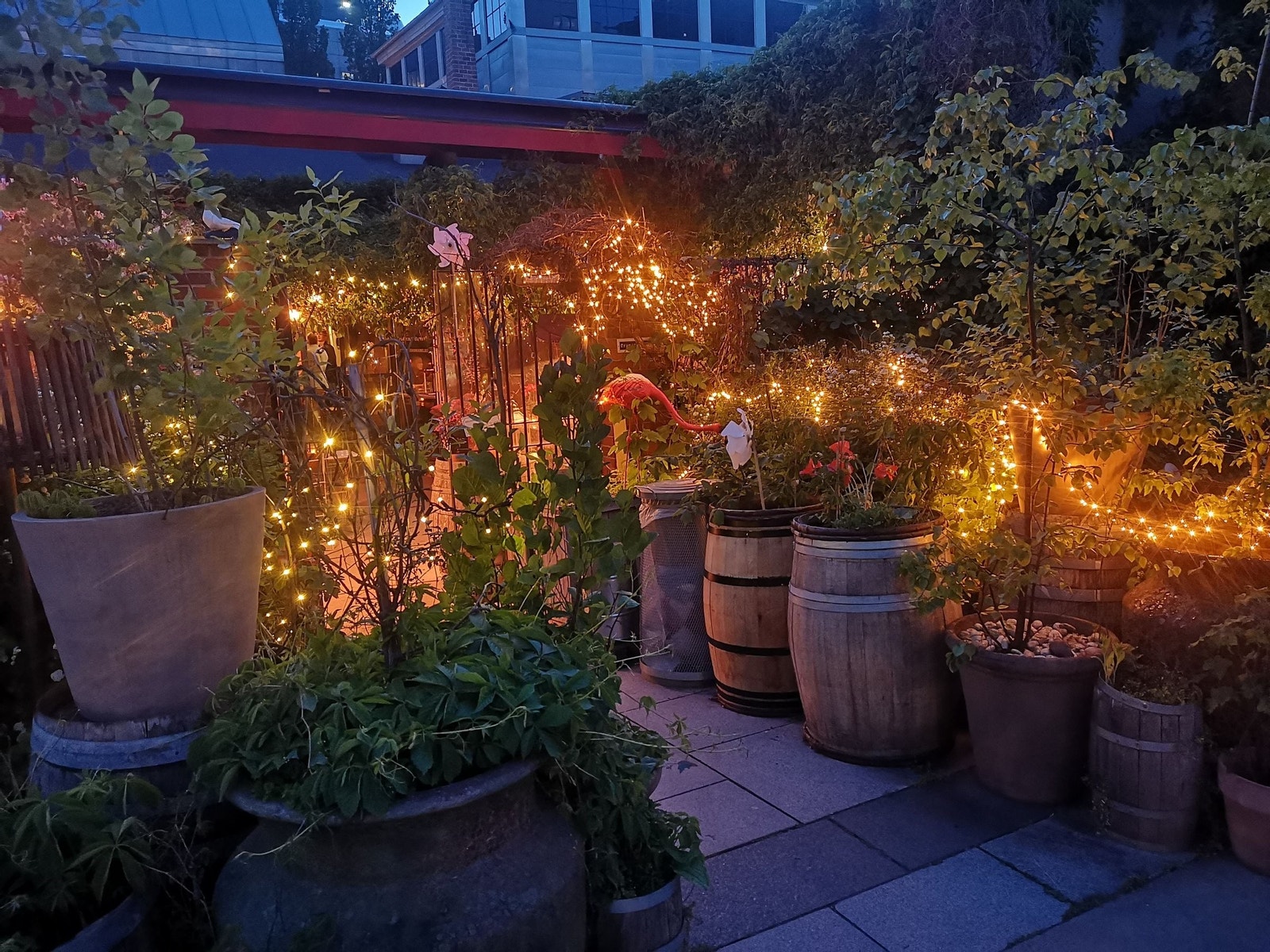 Oslo Mekaniske Verksted. Utested på Teaterplassen. Galleribilde