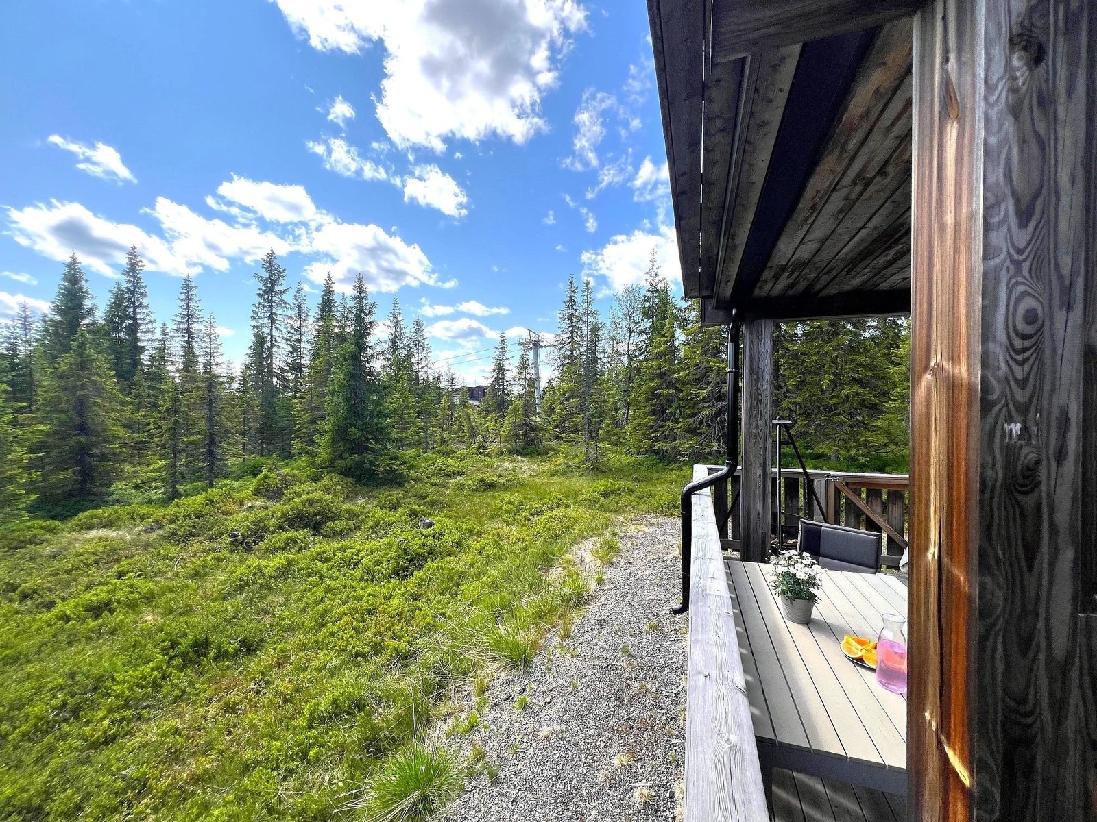 Usjenert og rolig beliggenhet. Galleribilde