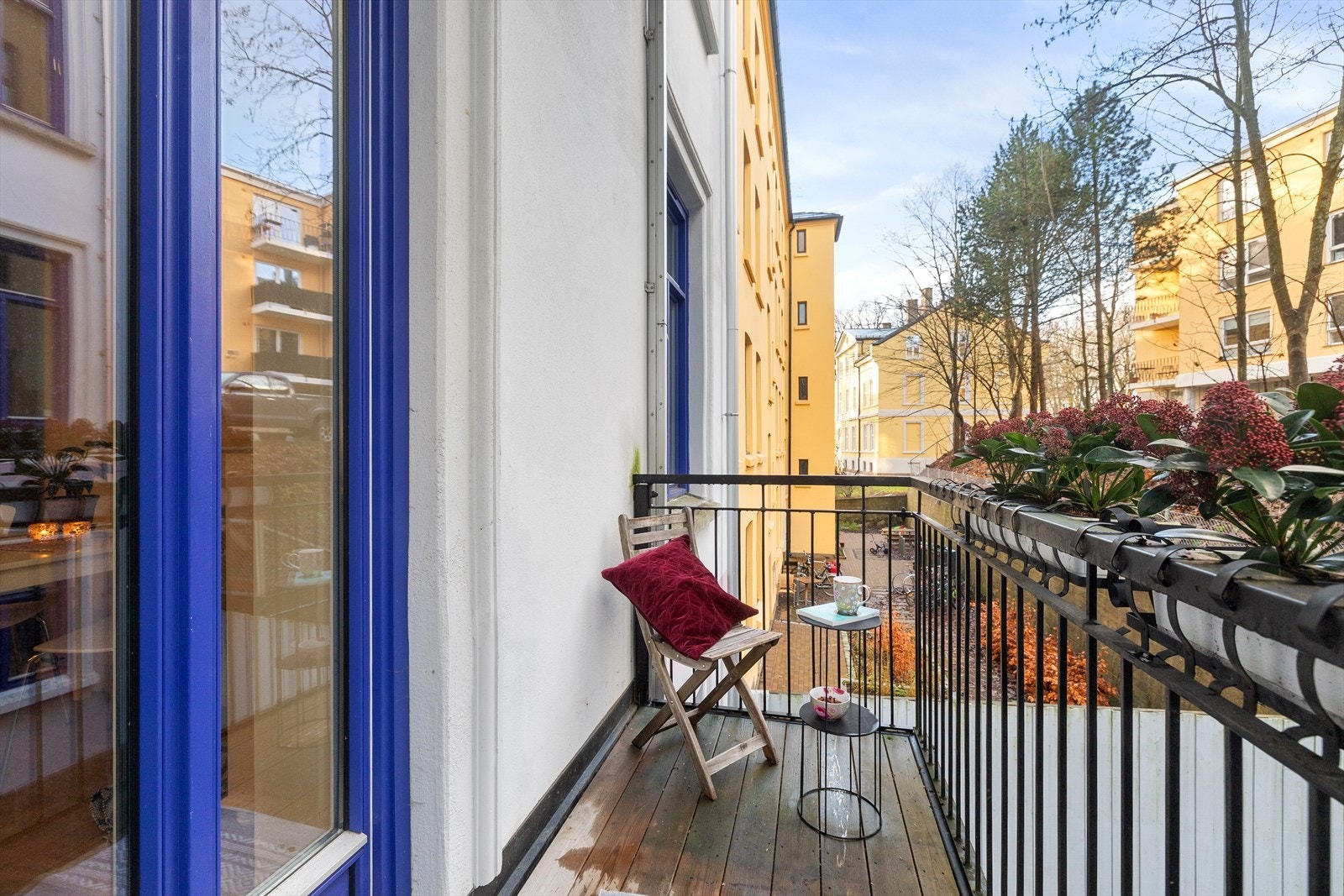 Lys, pen og velholdt 3-roms med ettertraktet beliggenhet i Herman Foss' gate. Galleribilde