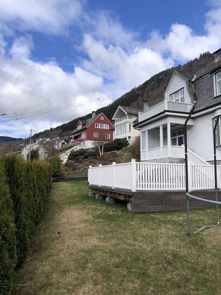 Bilde utenfor Galleribilde