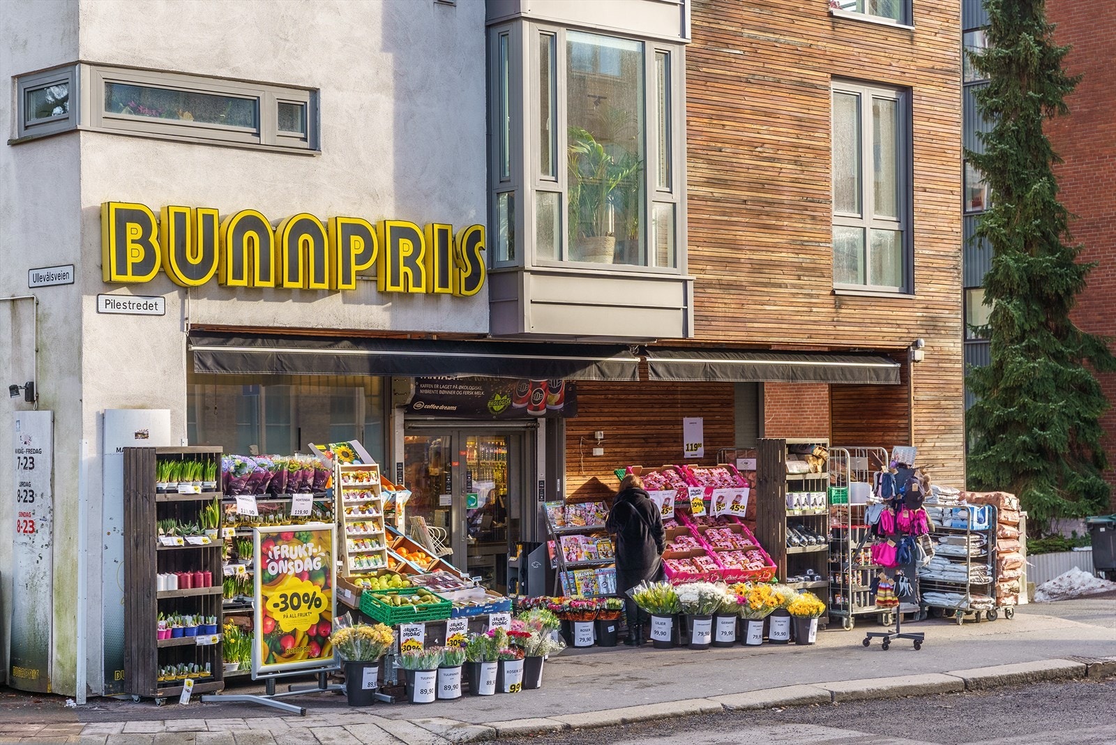 Områdebilde - her fra Bunnpris på Adamstuen. Galleribilde