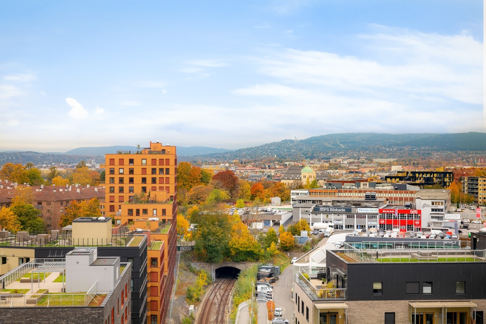 Med Ensjø T-banestasjon kun ett minutt unna, er kollektivtilbudet svært godt. Galleribilde