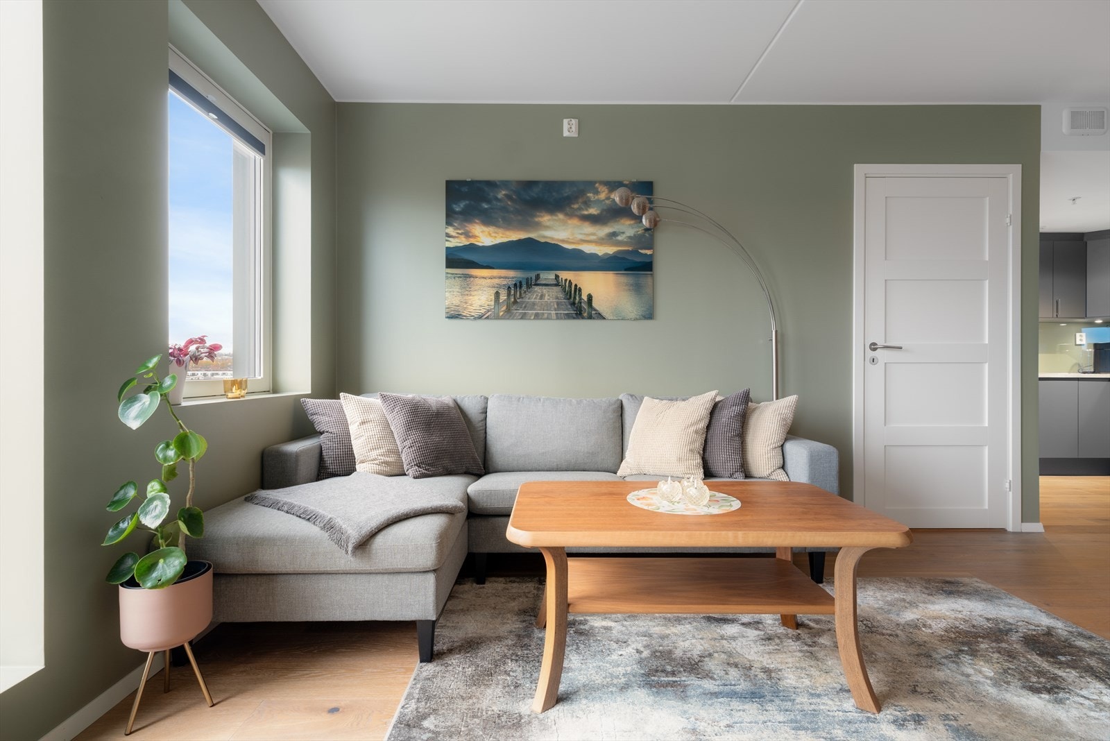 Rommet er enkelt å møblere etter eget ønske og behov. Galleribilde