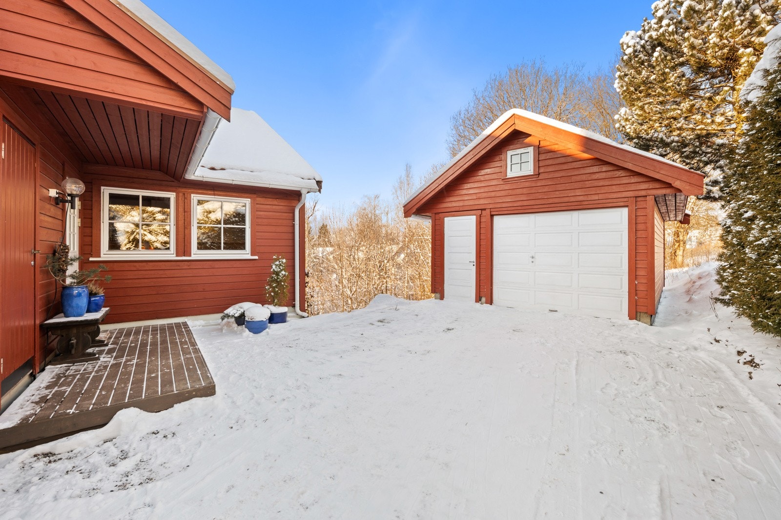 Godt med parkering i gårdsplassen Galleribilde