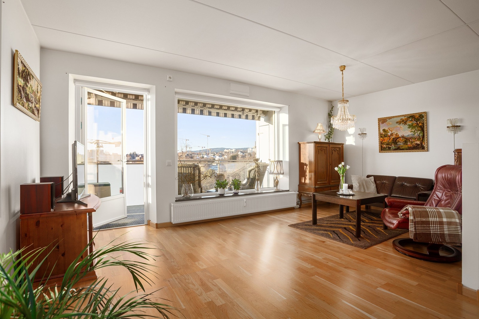 Stue med utgang til balkong Galleribilde