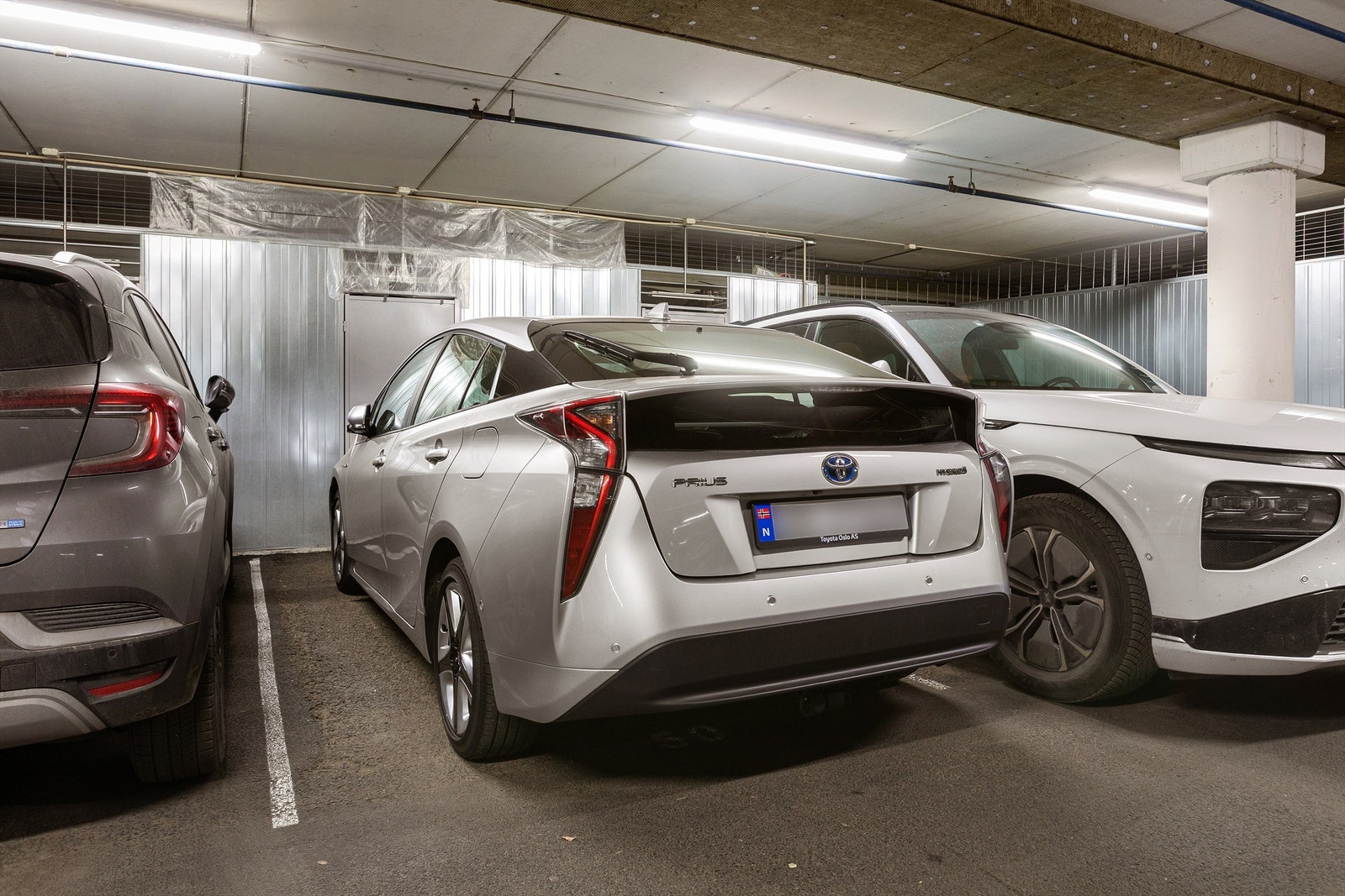 Garasjeplass Galleribilde