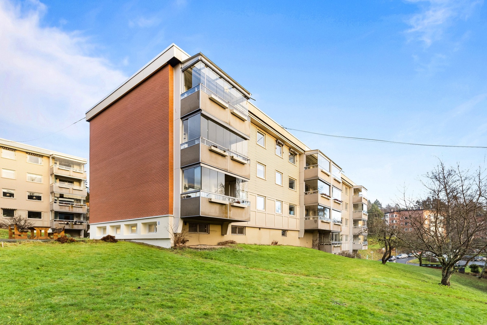 Super beliggenhet, tilbaketrukket, solrikt, usjenert, barnevennlig og sentralt Galleribilde