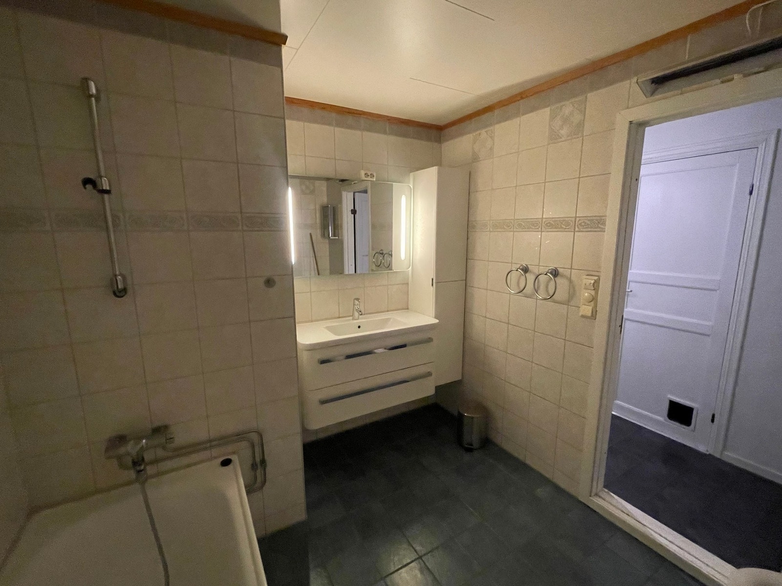 Bad hoveddel Galleribilde