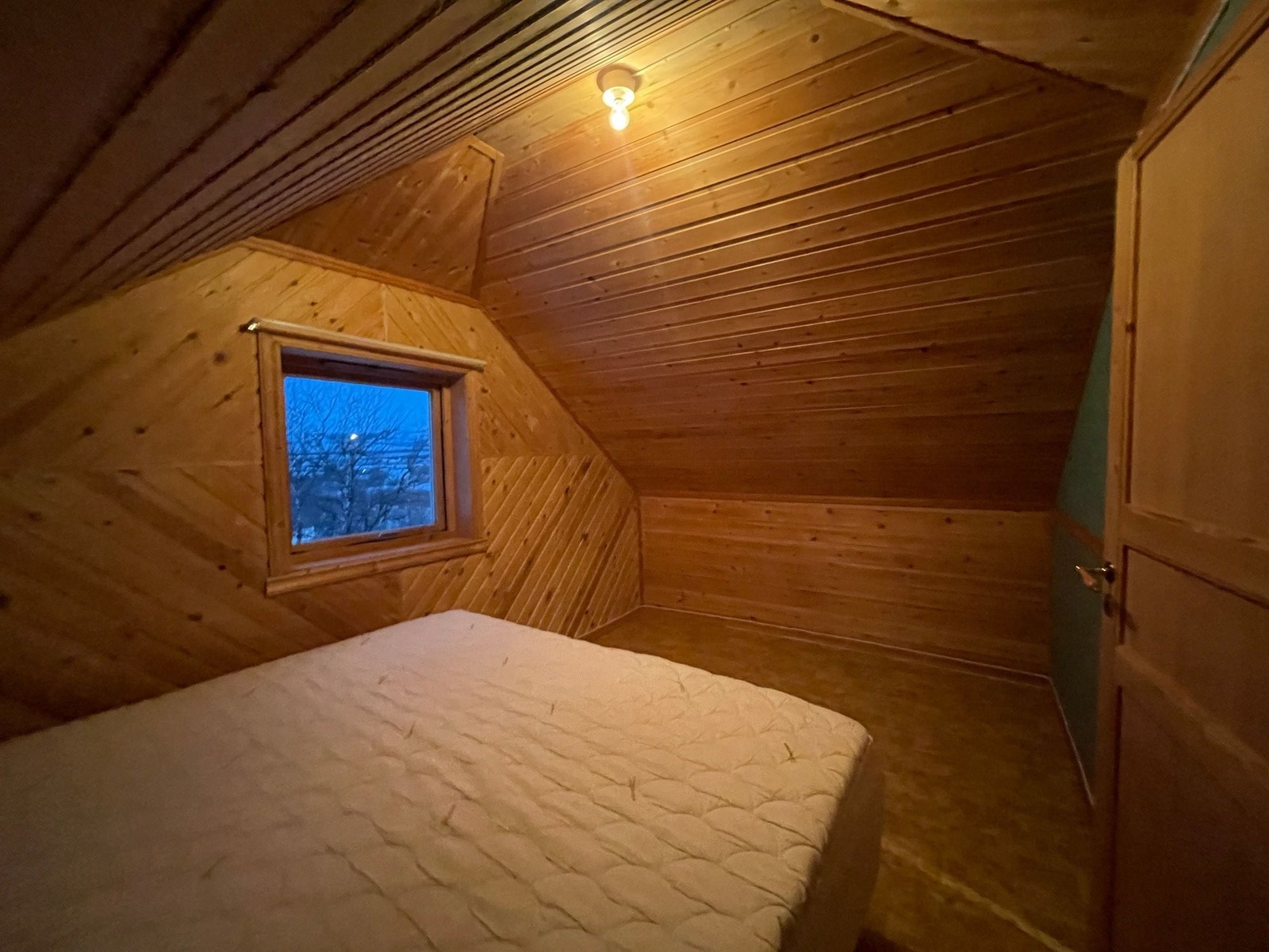 Soverom 4 hoveddel (loft) Galleribilde