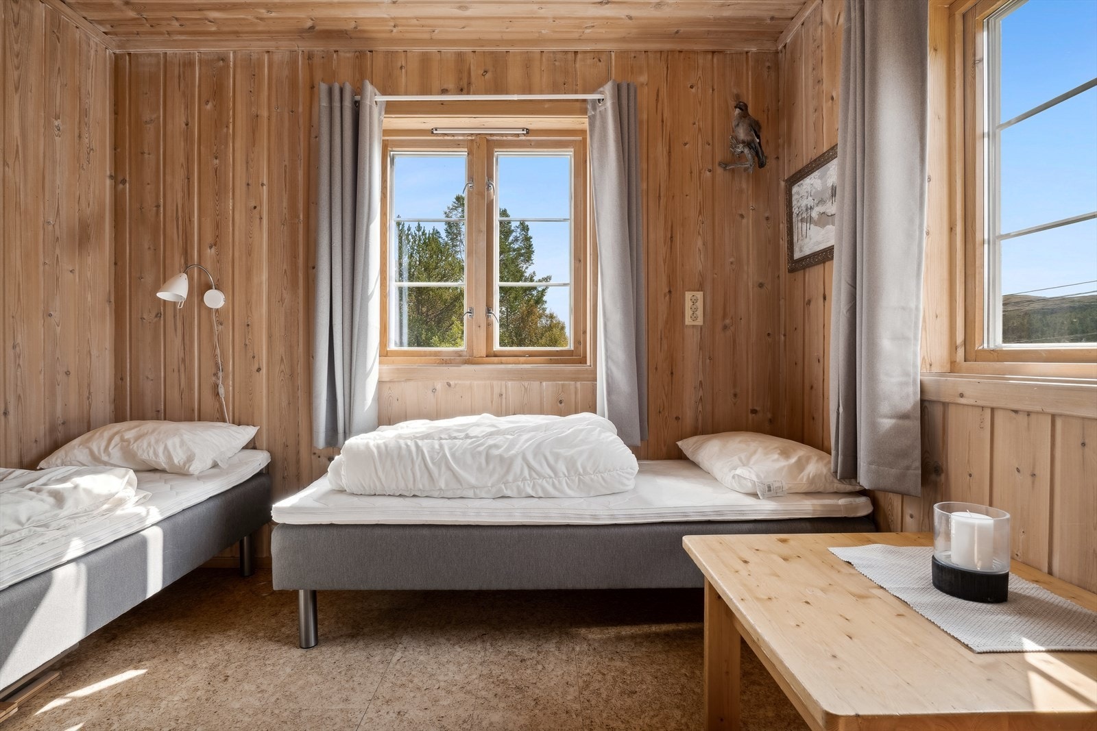 Soverommet i 2 etg. byr på flere overnattingsplasser Galleribilde