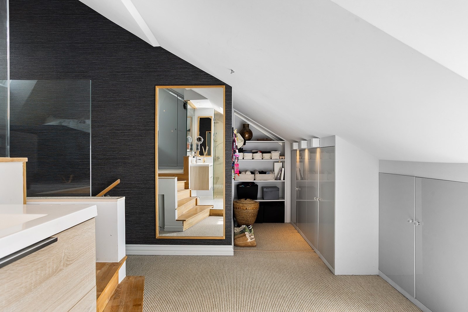 Rikelig med oppbevaringsplass. Galleribilde