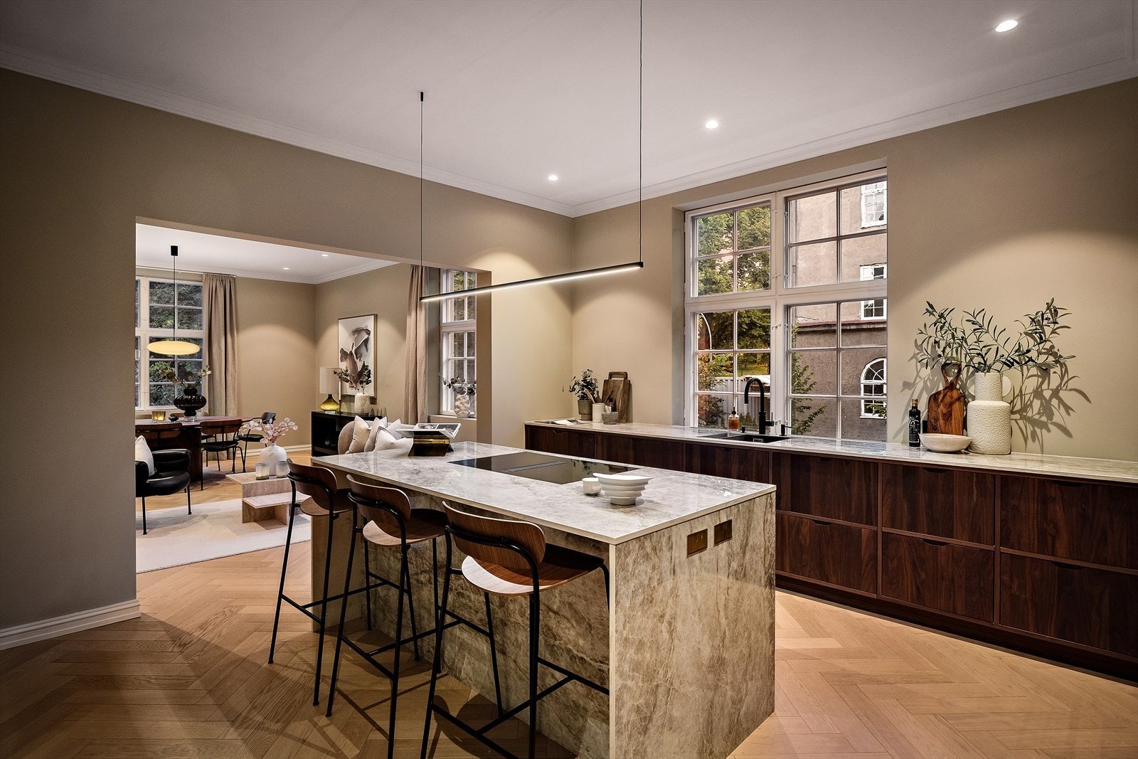 God skap- og benkeplass - Vinskap fra Velfrost Galleribilde