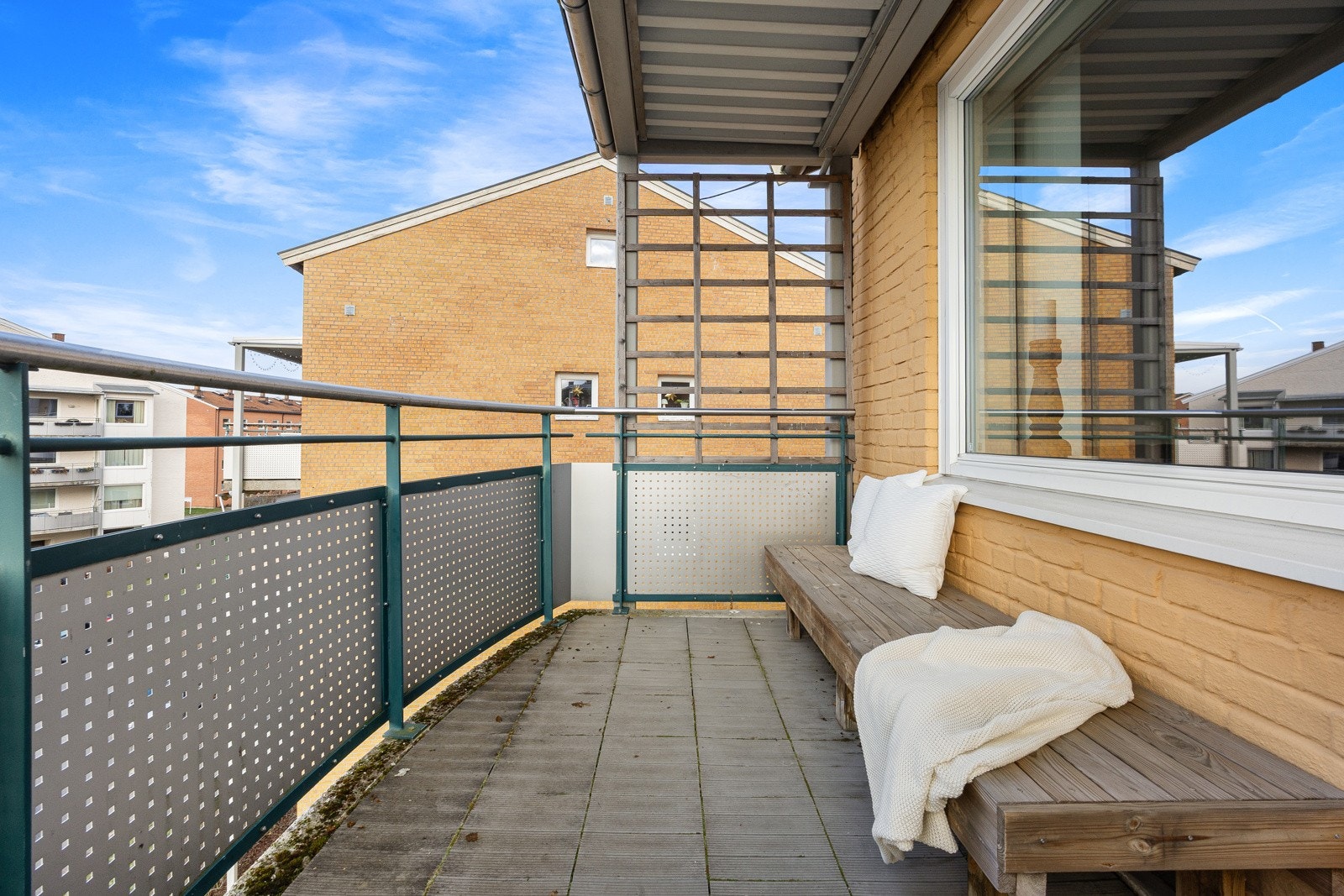 Topp- og endeleilighet med vestvendt balkong. Galleribilde