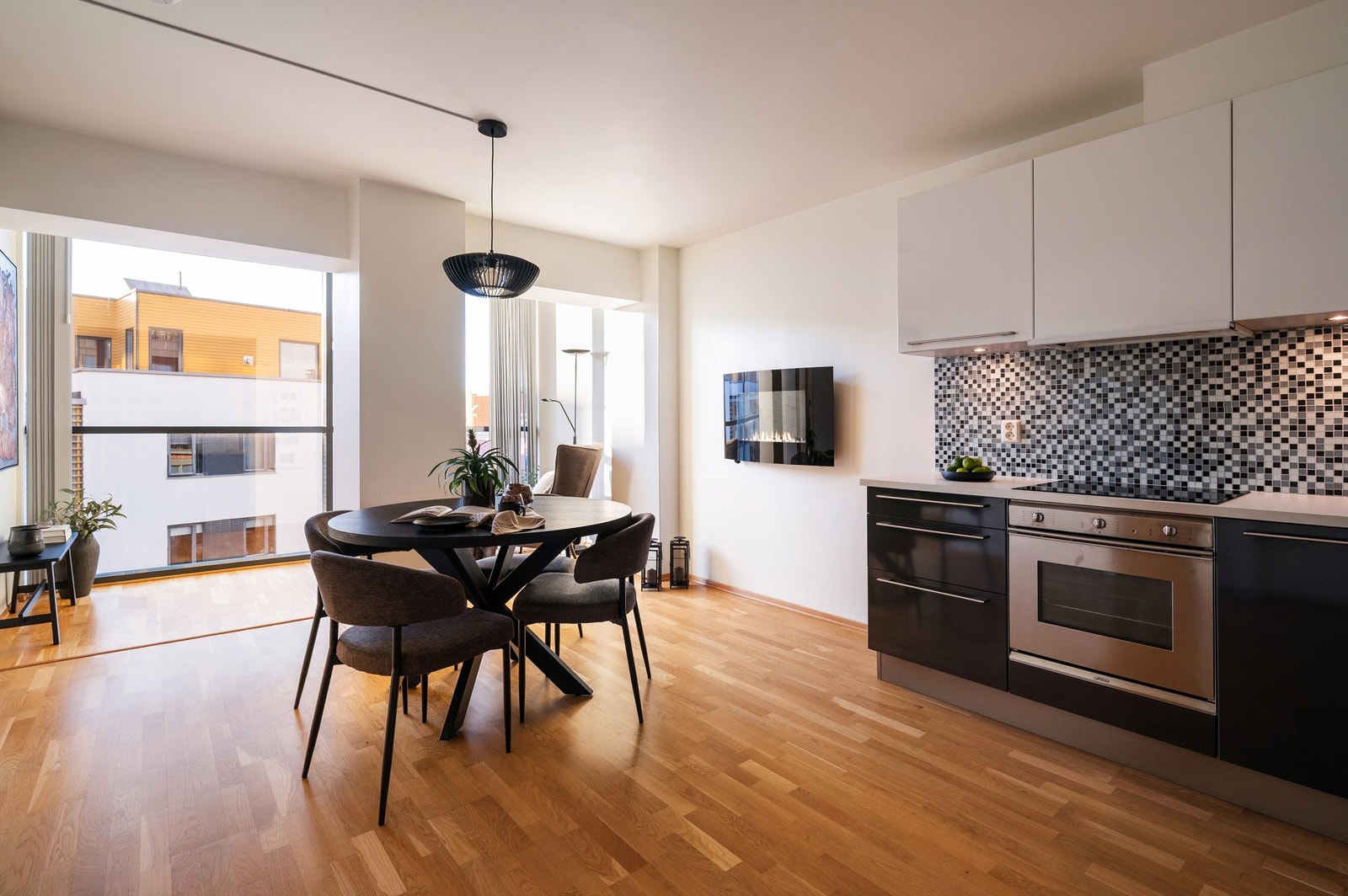 Velkommen til Pilestredet Park 11C! Presentert av Halvor L. Heikkilä ved Krogsveen Majorstuen og Oslo Vest (Foto av Peter Futo - Kreativmangofoto.com) Galleribilde